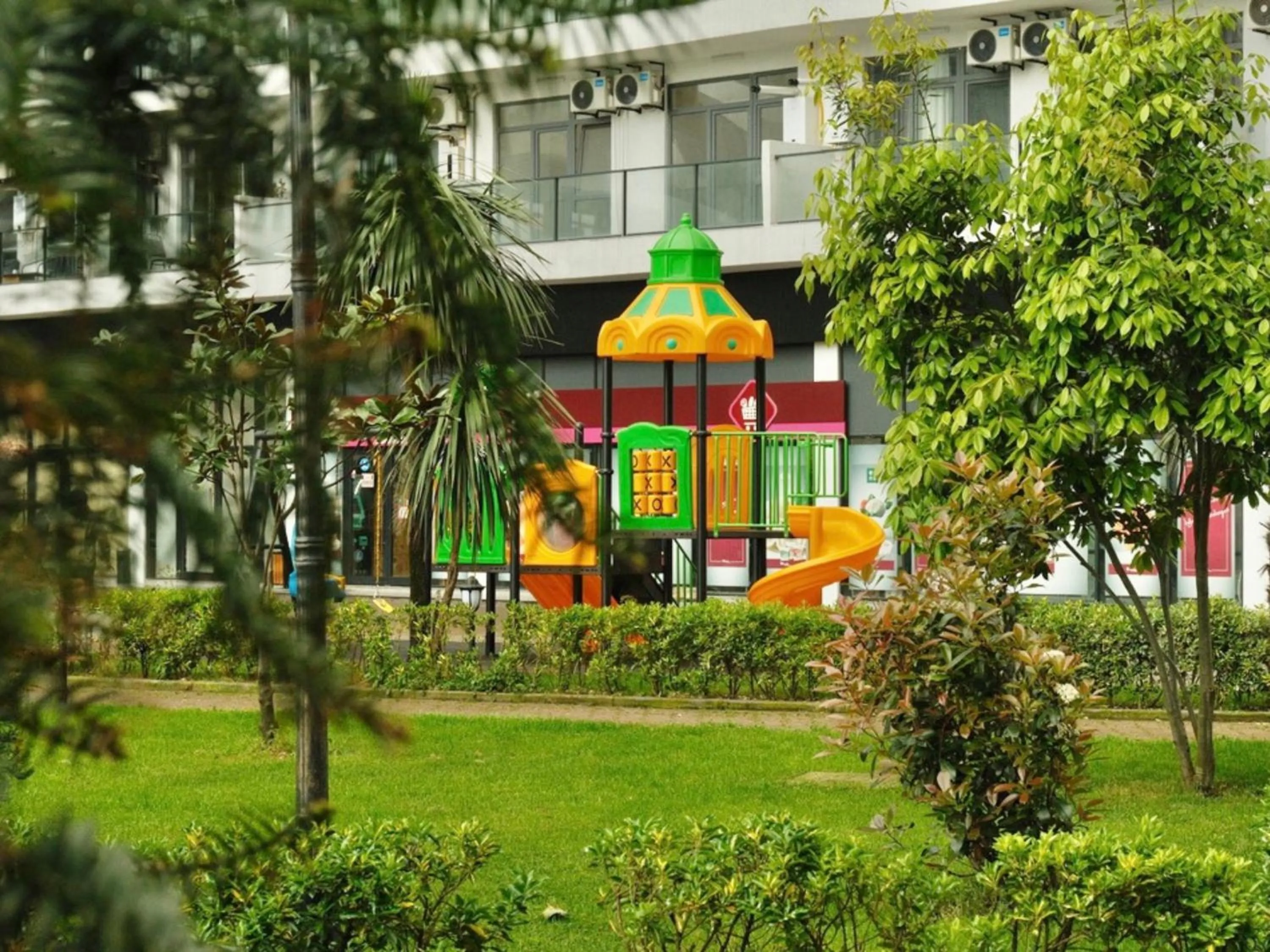 Children play ground in White Sails Residential Hotel