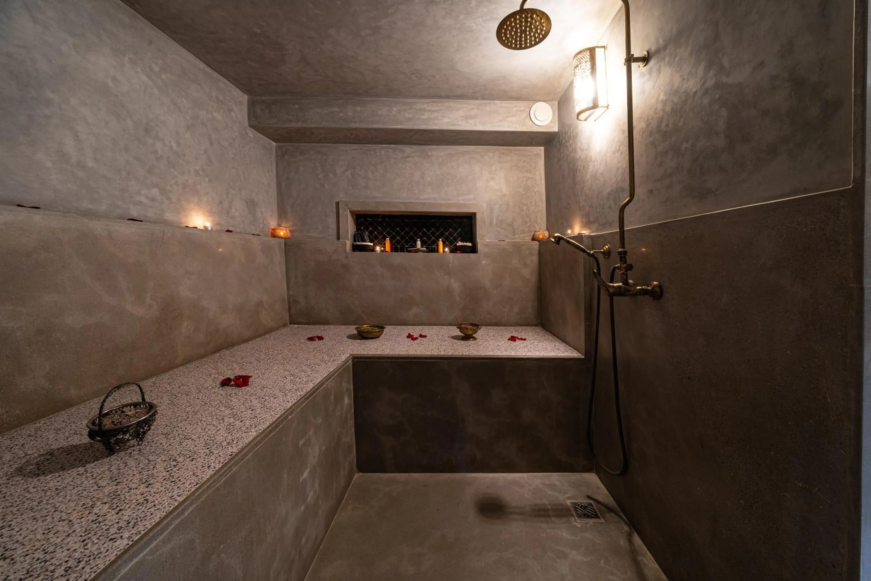 Spa and wellness centre/facilities in Riad Wazani Square & SPA