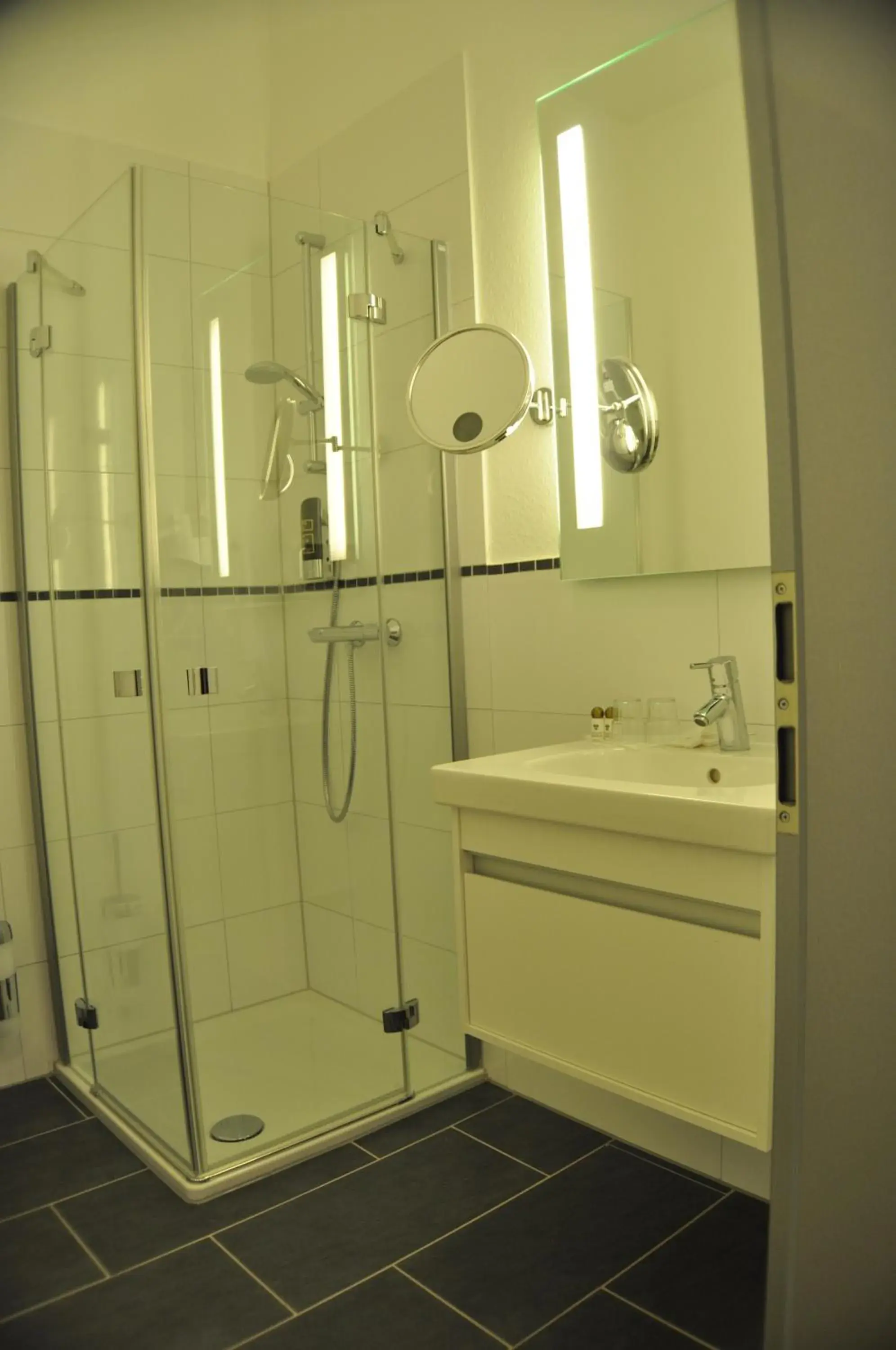 Double Room Extra Comfort in Hotel & Restaurant Schaumburger Ritter, Rinteln Double Room Extra Comfort in Hotel & Restaurant Schaumburger Ritter, Rinteln