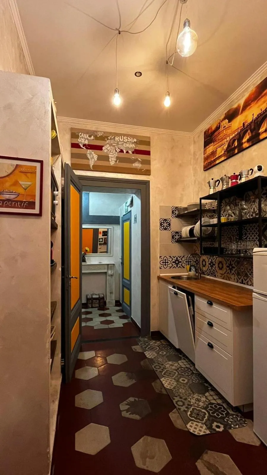 Communal kitchen in Da Vinci