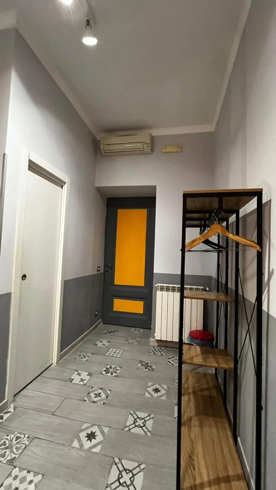 Bedroom, Bed in Da Vinci