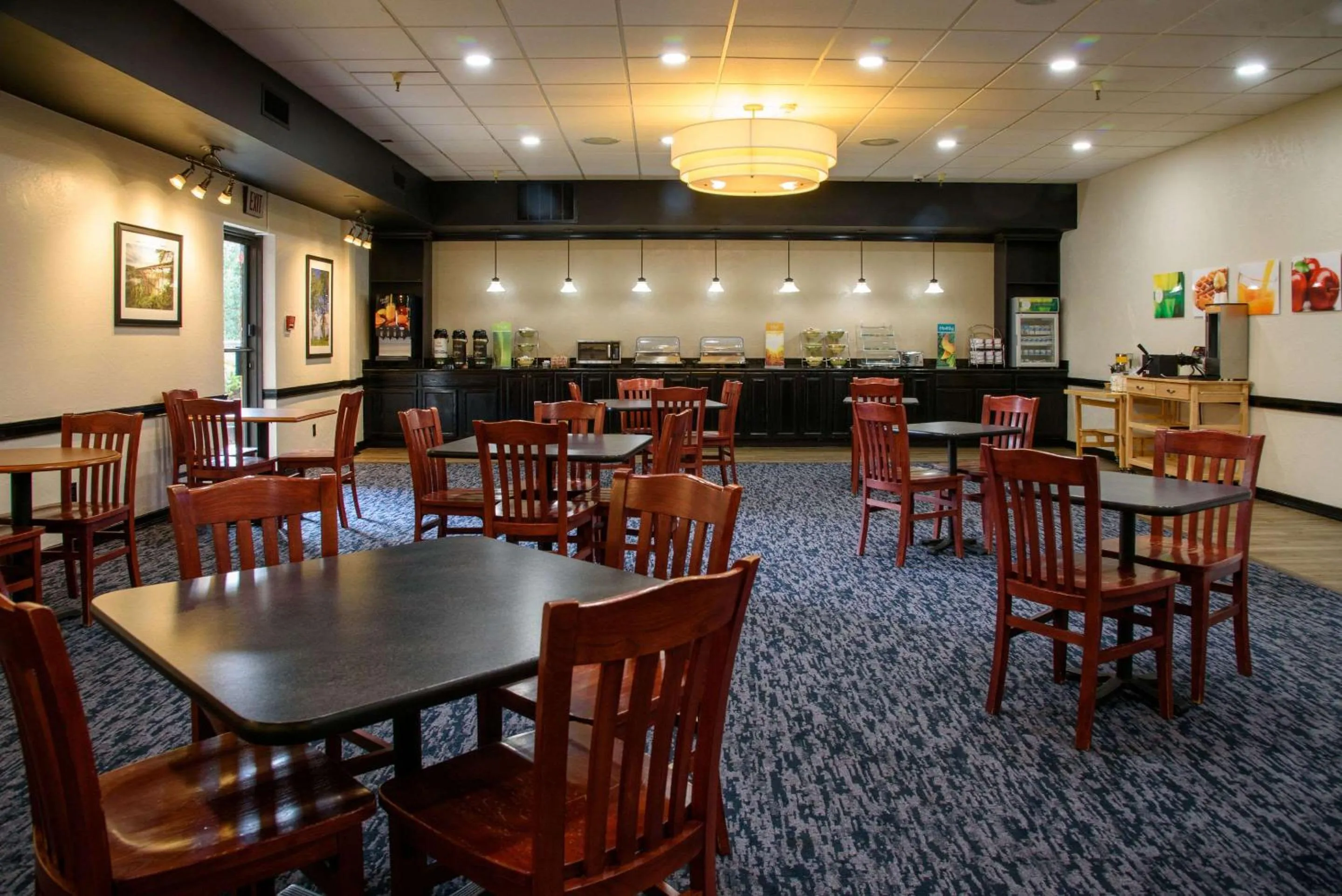 Breakfast in Quality Inn