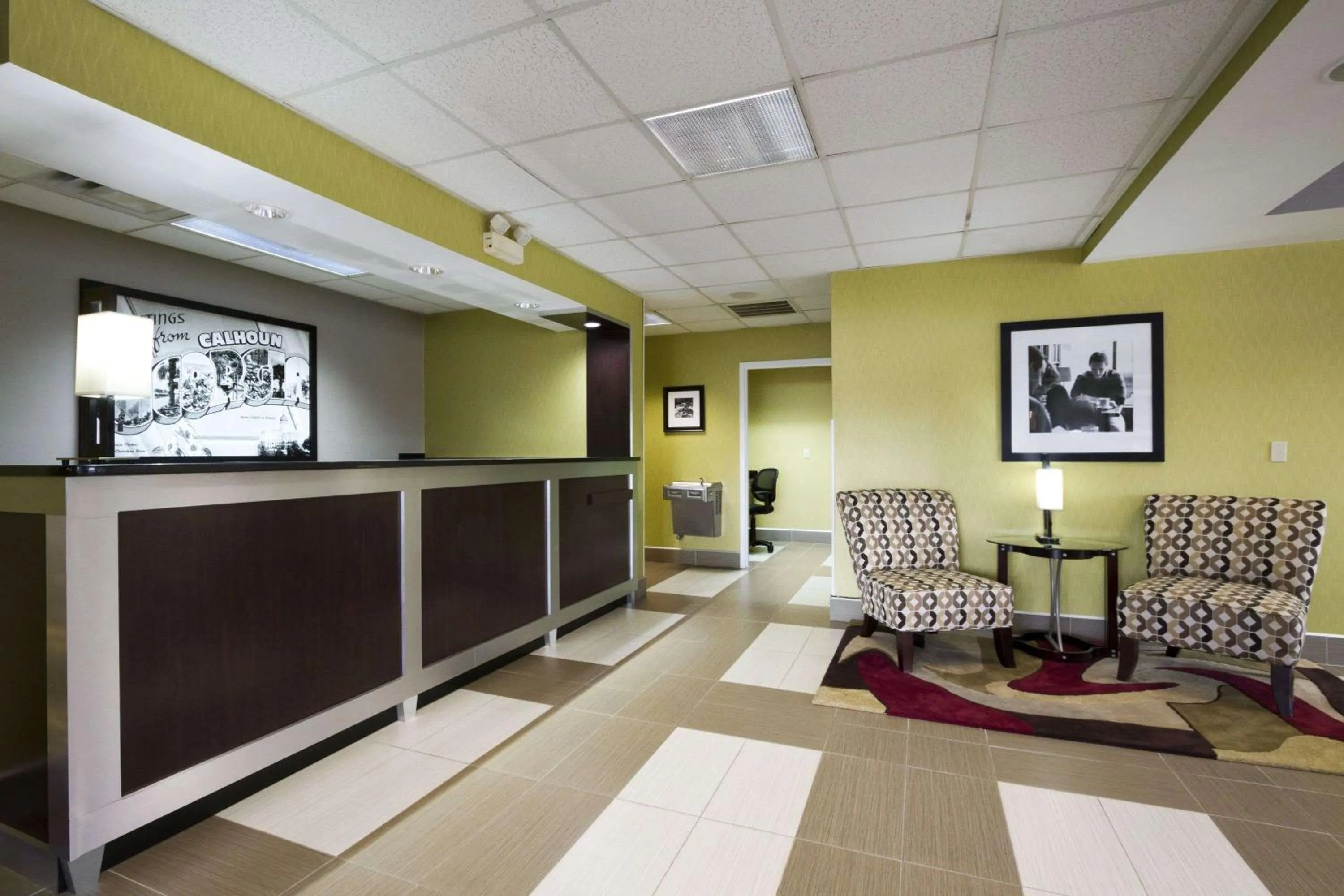 Lobby or reception in Super 8 by Wyndham Calhoun