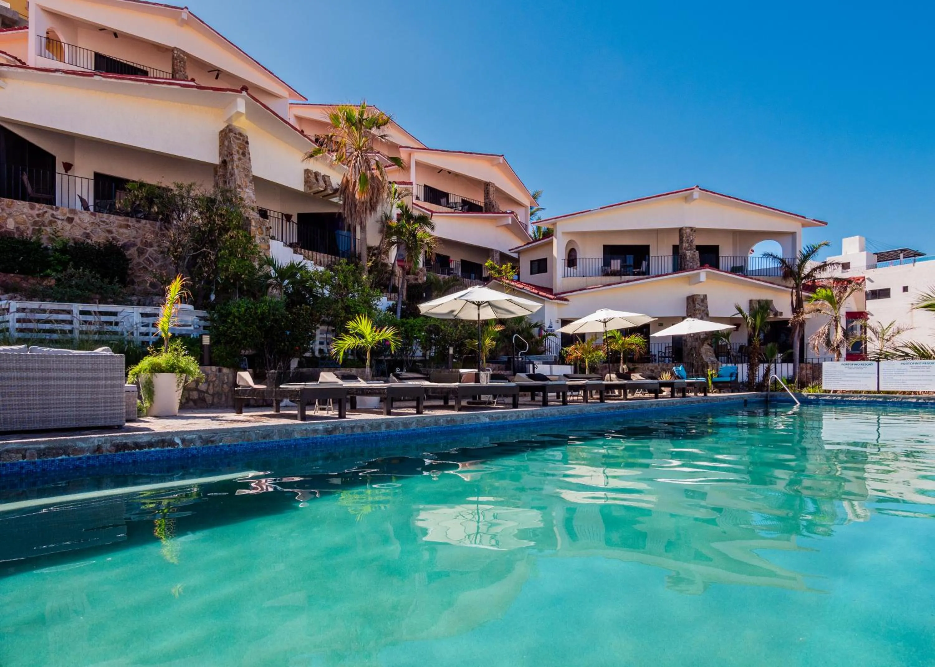 Property building in Marina View Villas