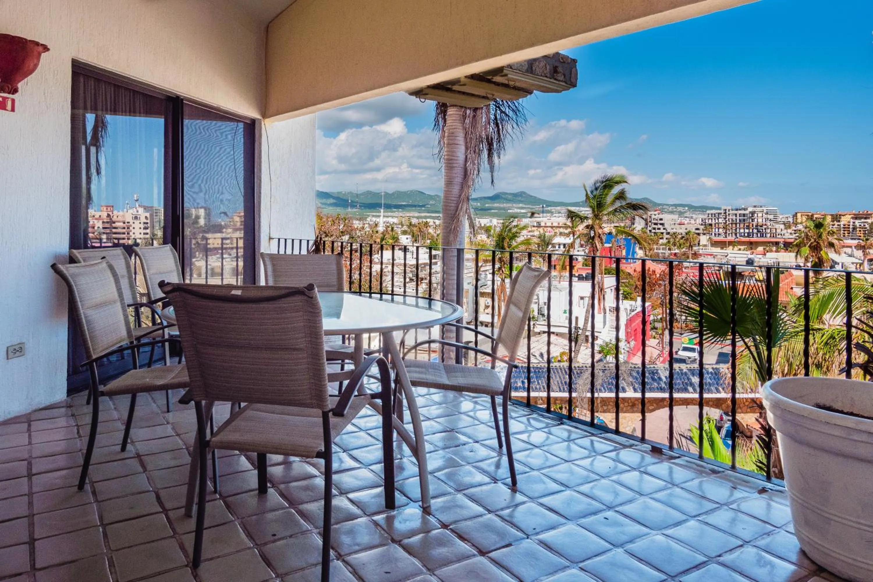 Balcony/Terrace in Marina View Villas