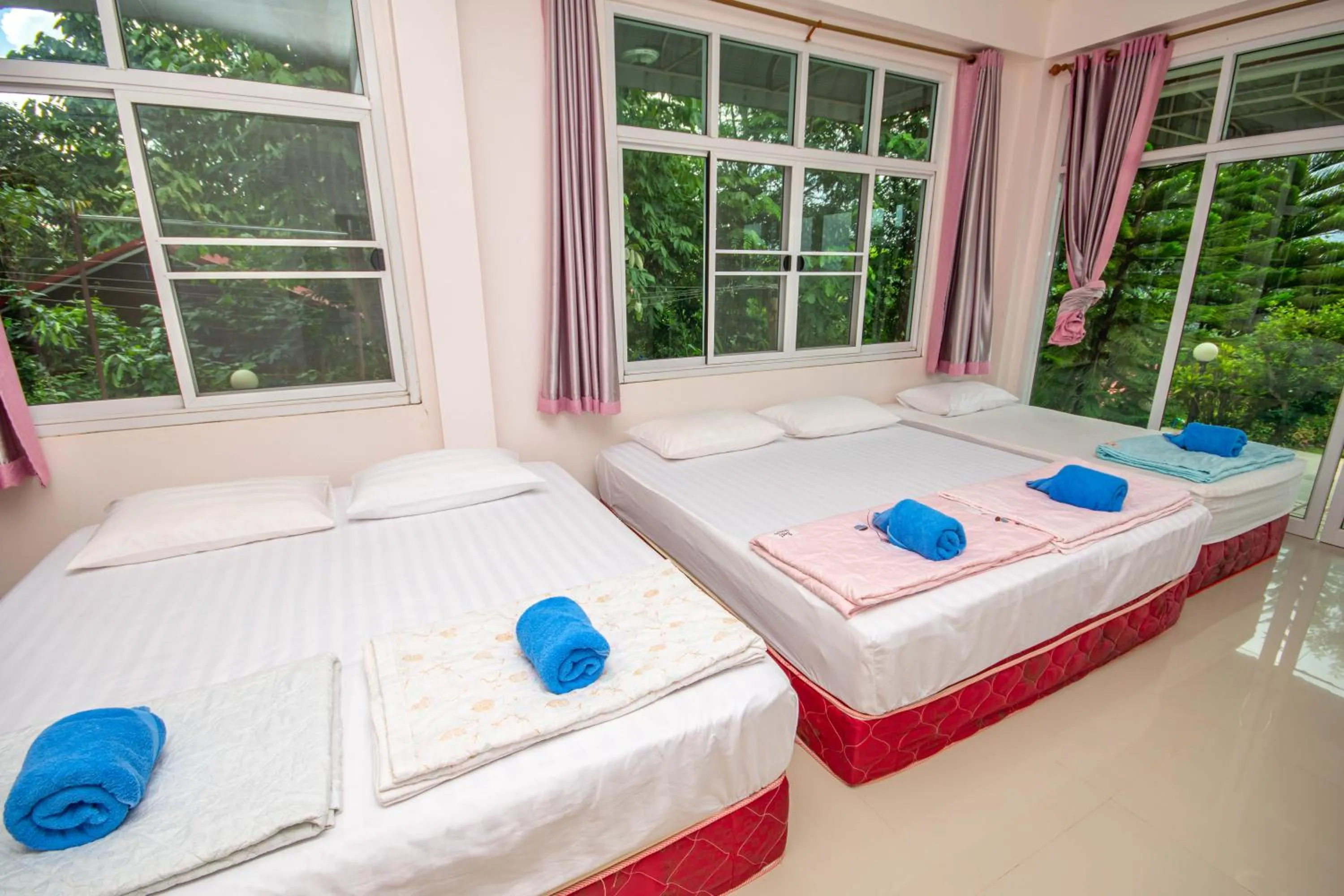 Family in Phuyafahsai The Resort Khao Kho