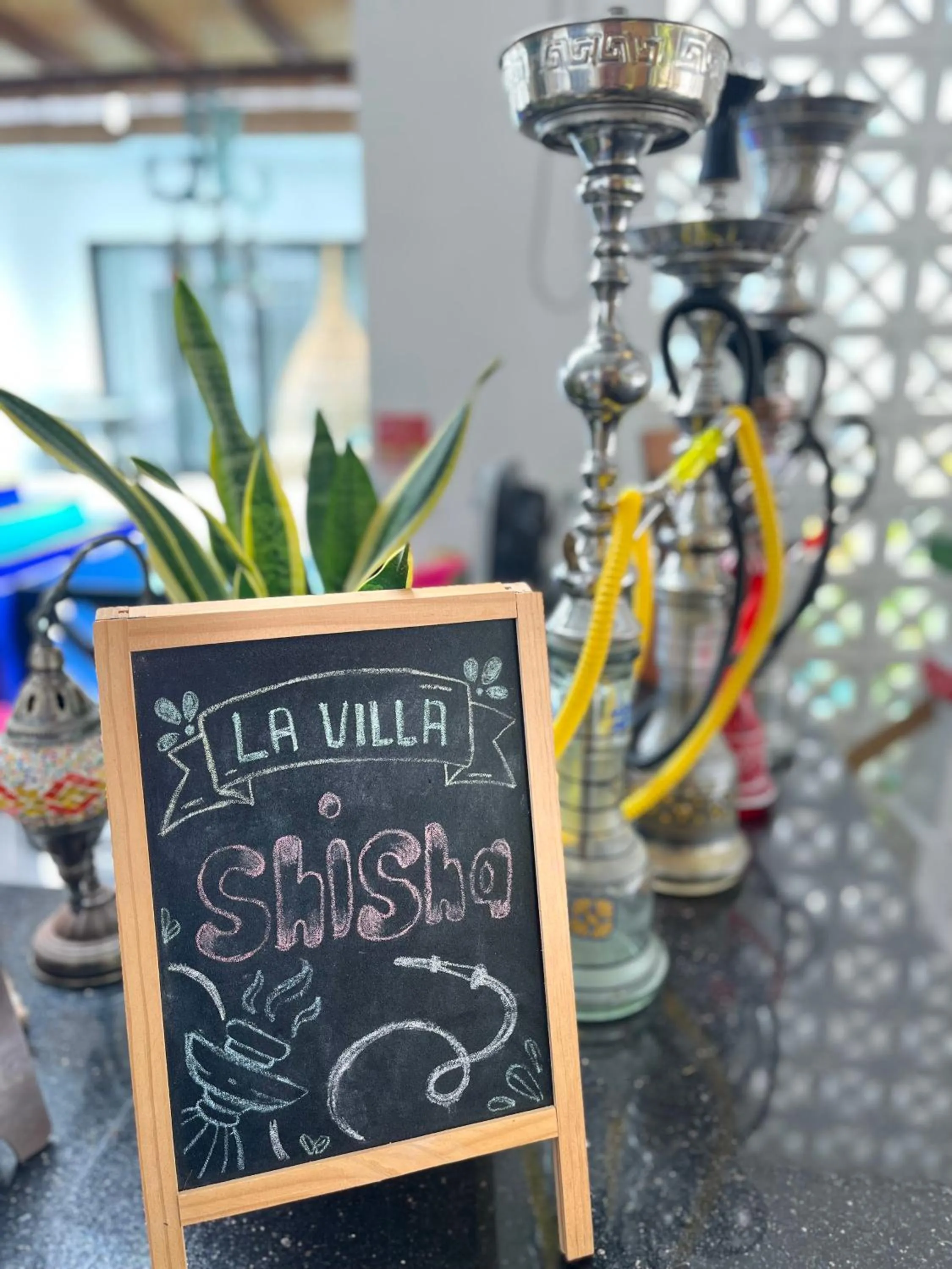 Restaurant/places to eat in La Villa Langkawi - Private Pool