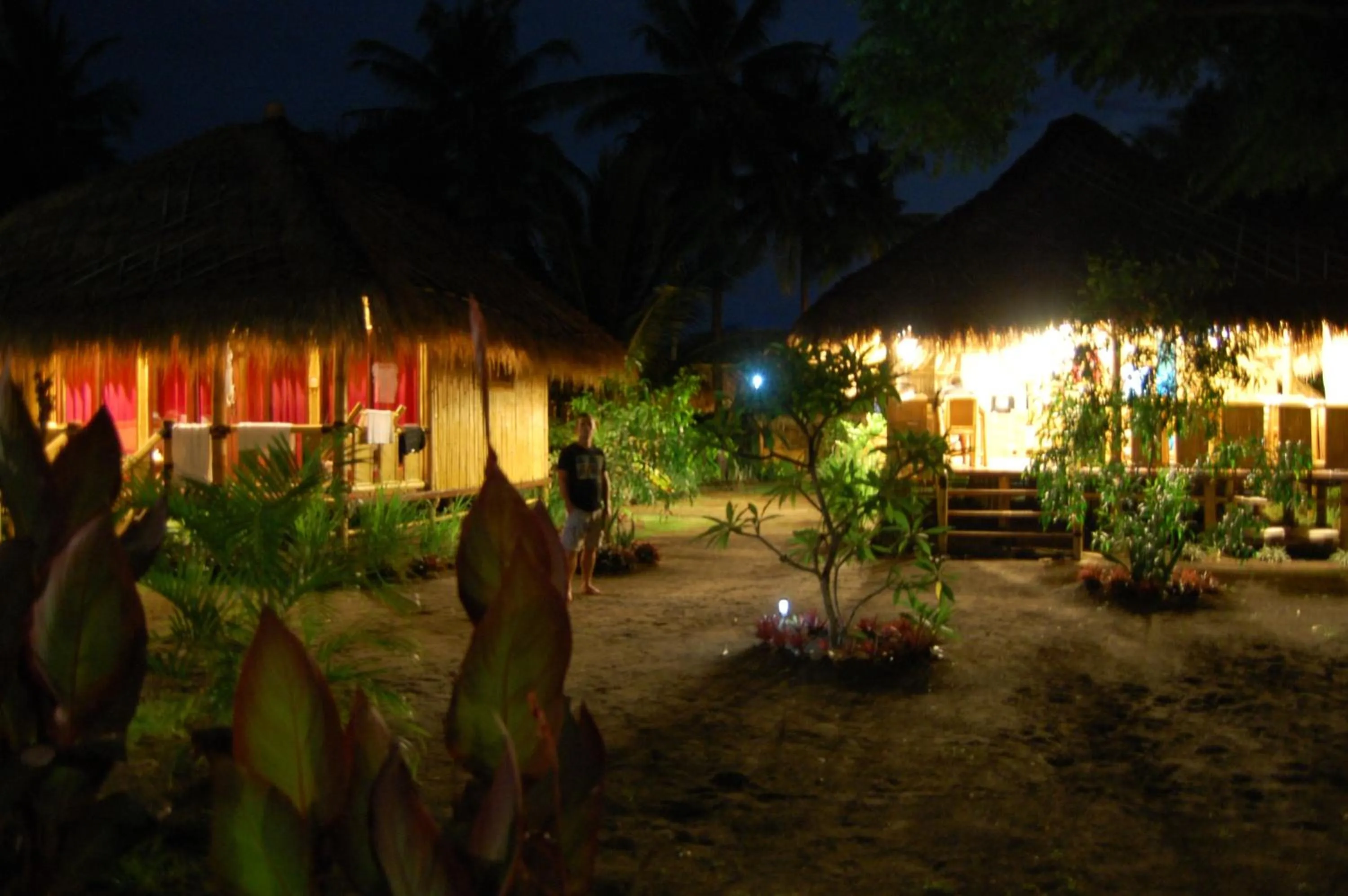 Garden in Rinjani Beach Eco Resort