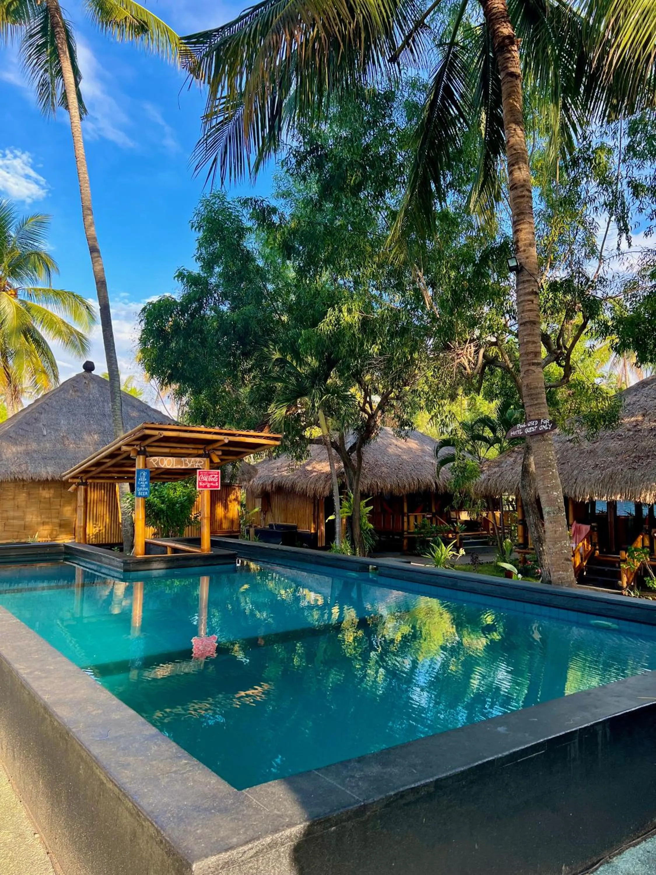 Swimming pool in Rinjani Beach Eco Resort