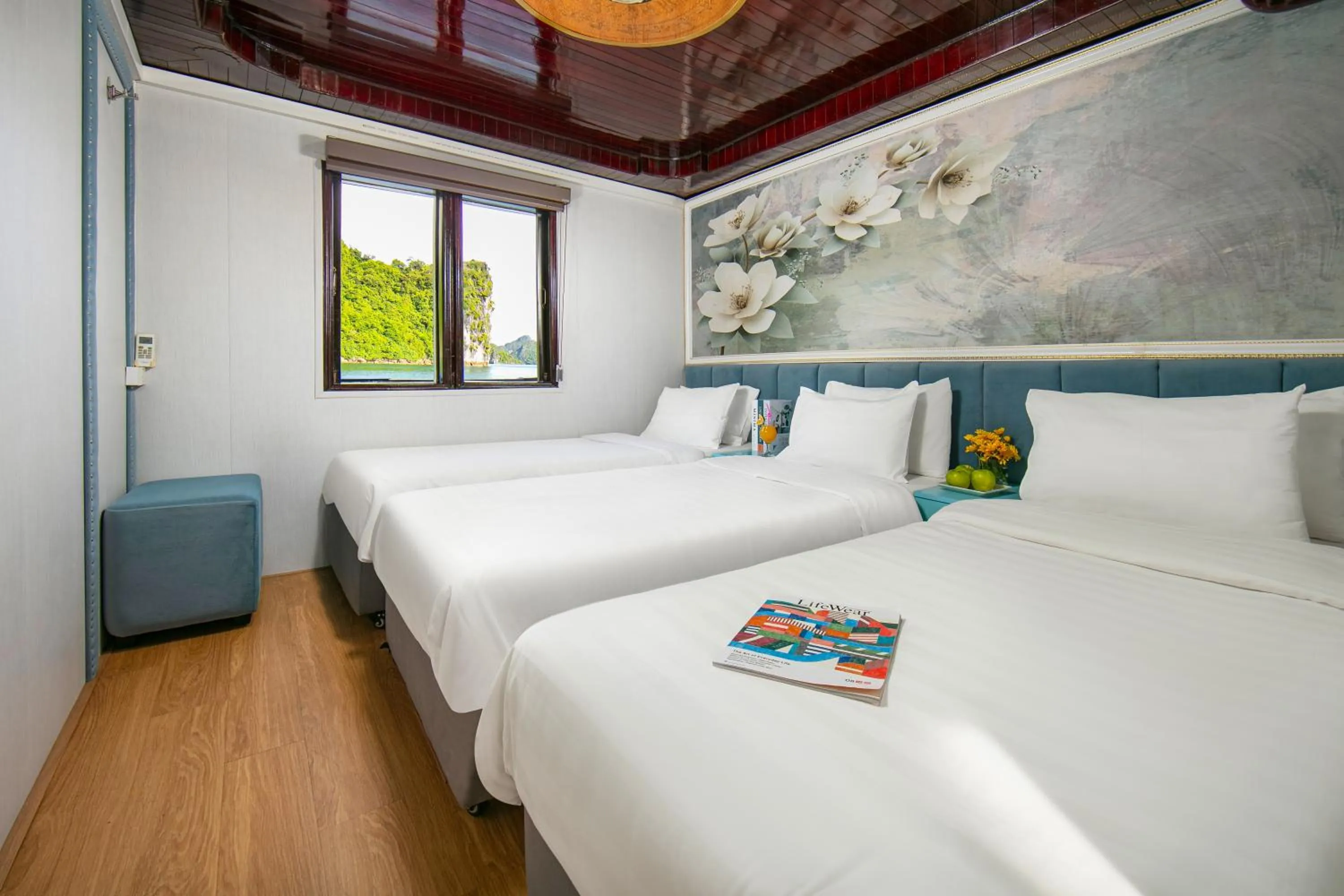 Bedroom, Bed in Halong Fantasea Cruise