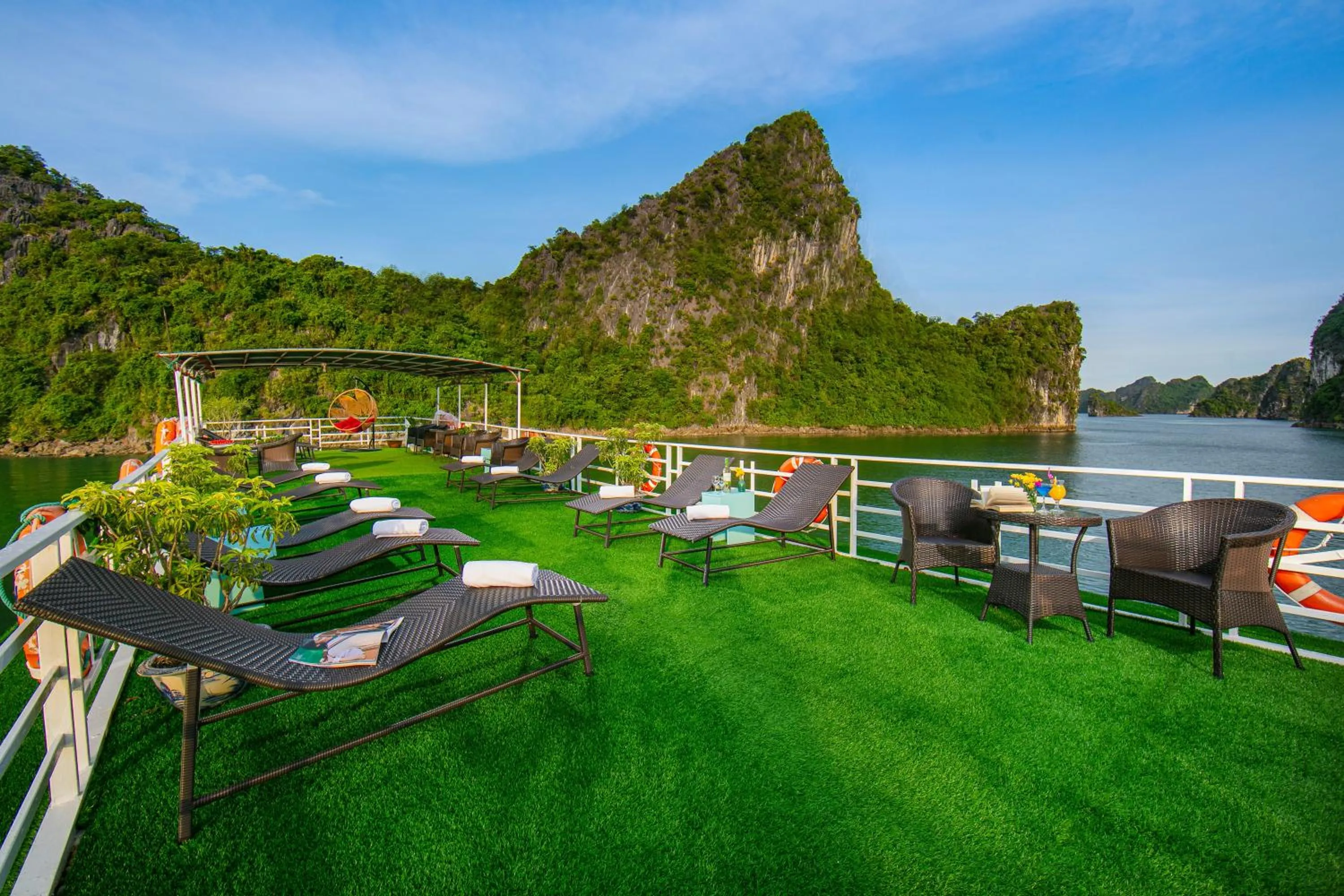 sunbed in Halong Fantasea Cruise