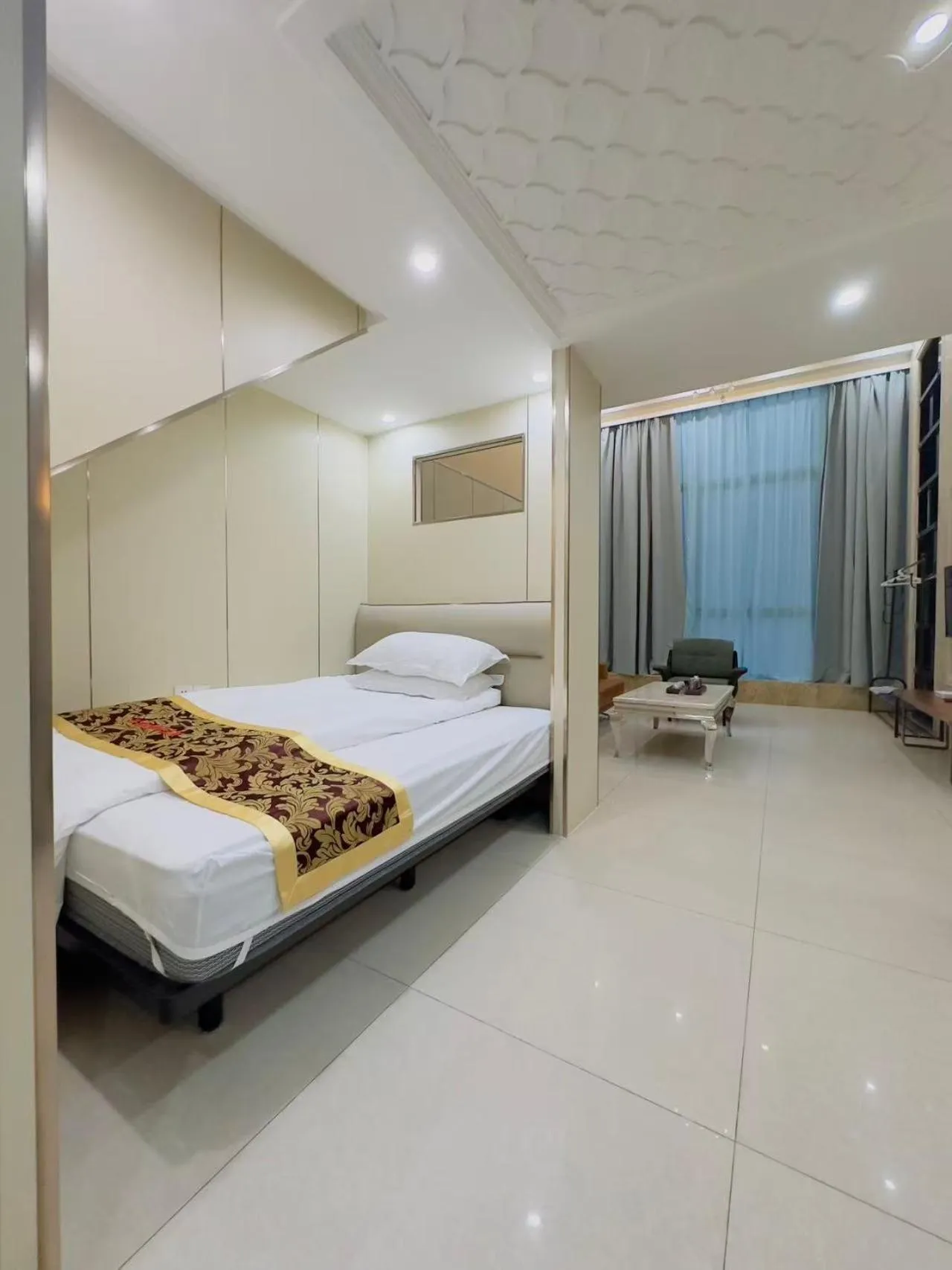 Bed in Louidon Mega Apartment Of Kam Rueng Plaza