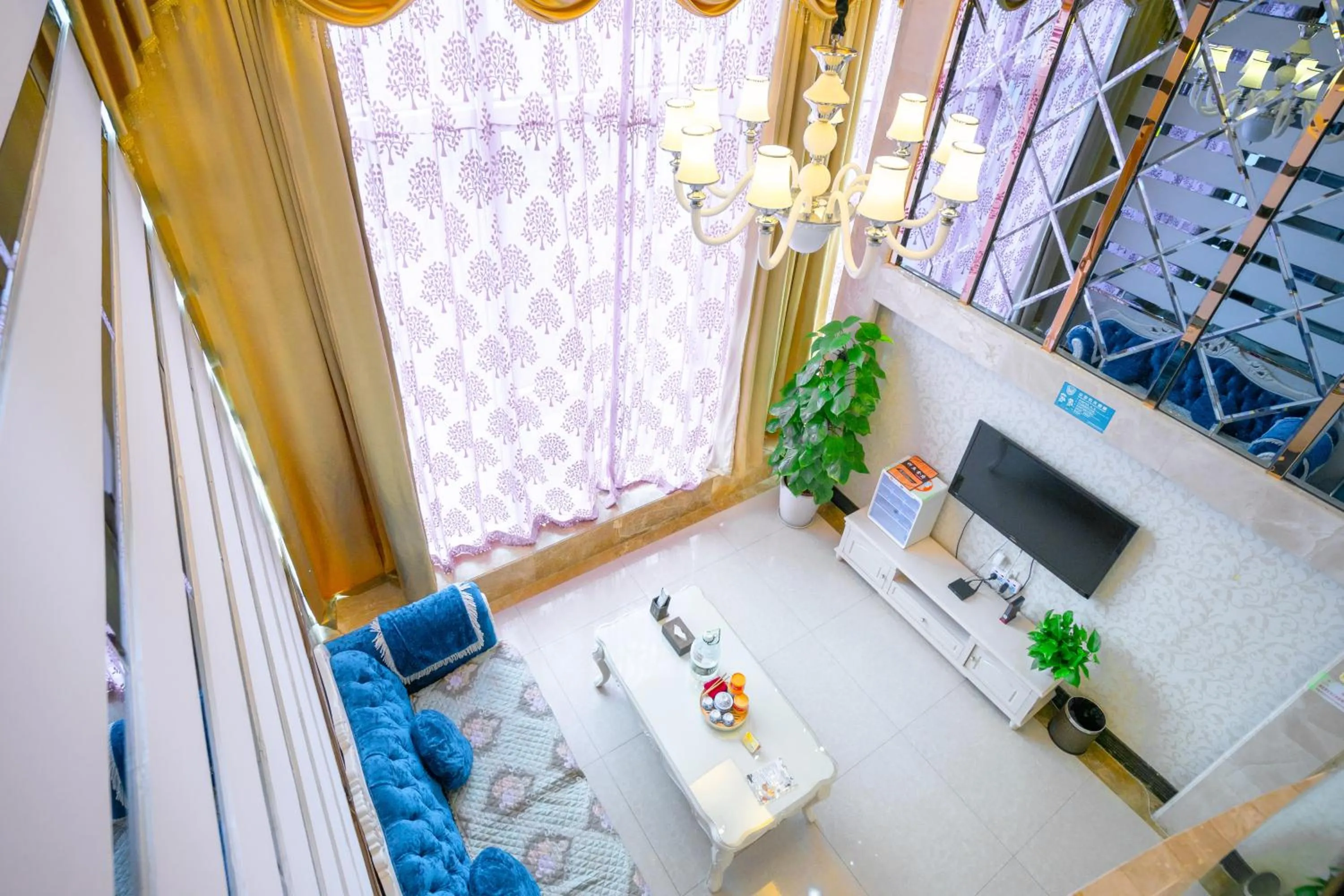 TV and multimedia in Louidon Mega Apartment Of Kam Rueng Plaza - Sunshine Apartment