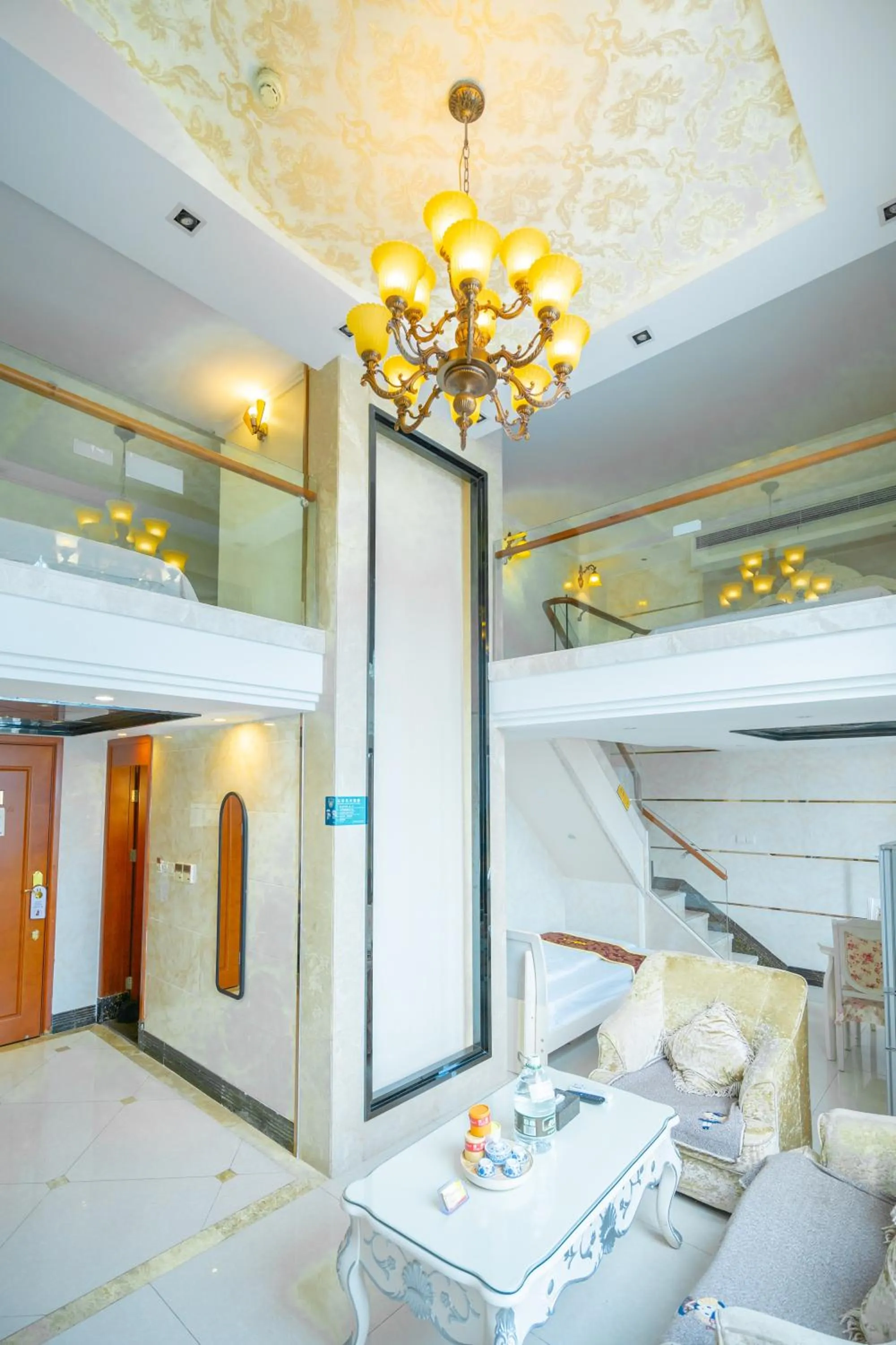 Living room, Bed in Louidon Mega Apartment Of Kam Rueng Plaza - Sunshine Apartment