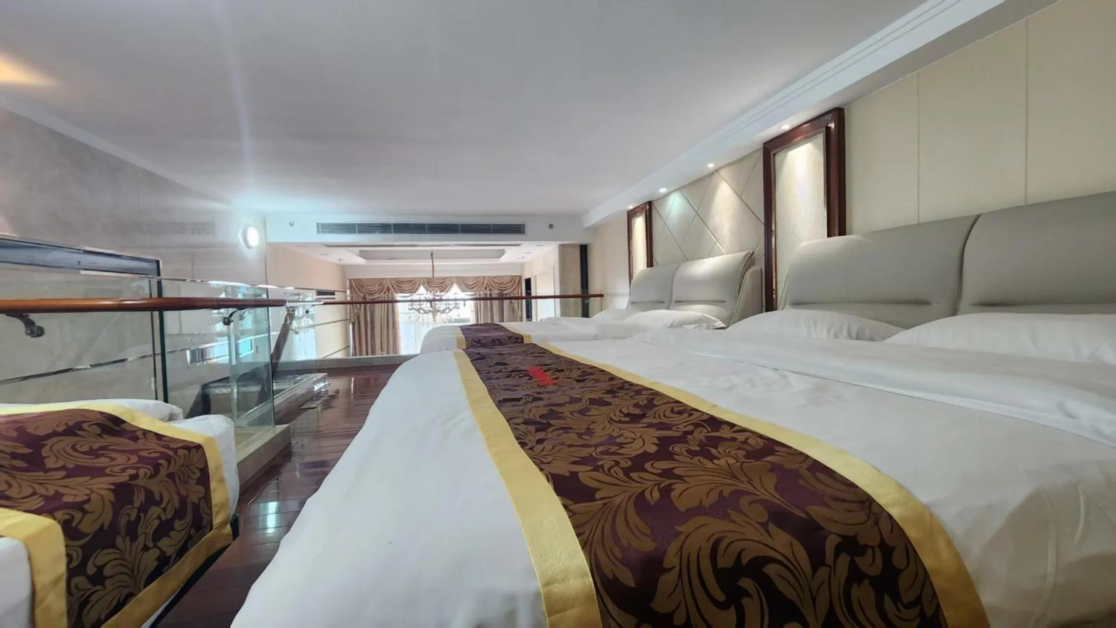 Bed in Louidon Mega Apartment Of Kam Rueng Plaza