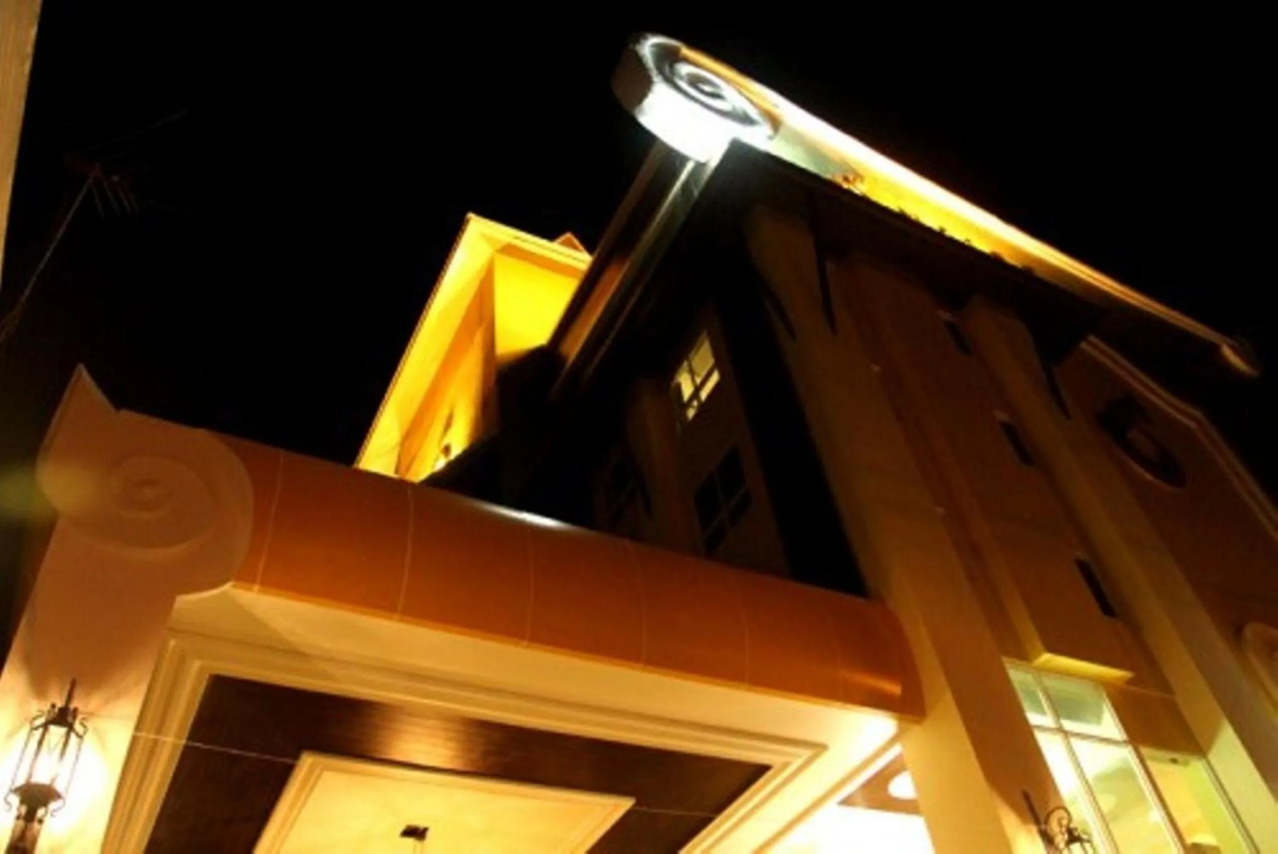 Facade/entrance in Chour Palace Hotel