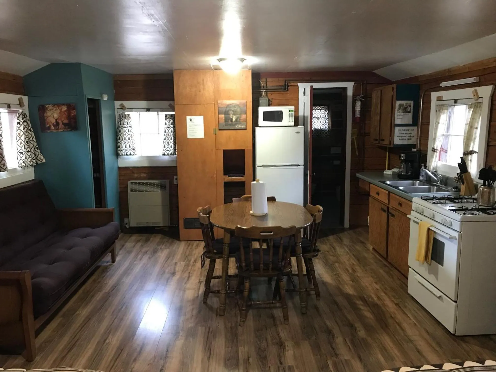 Grandview Cabins & RV Resort