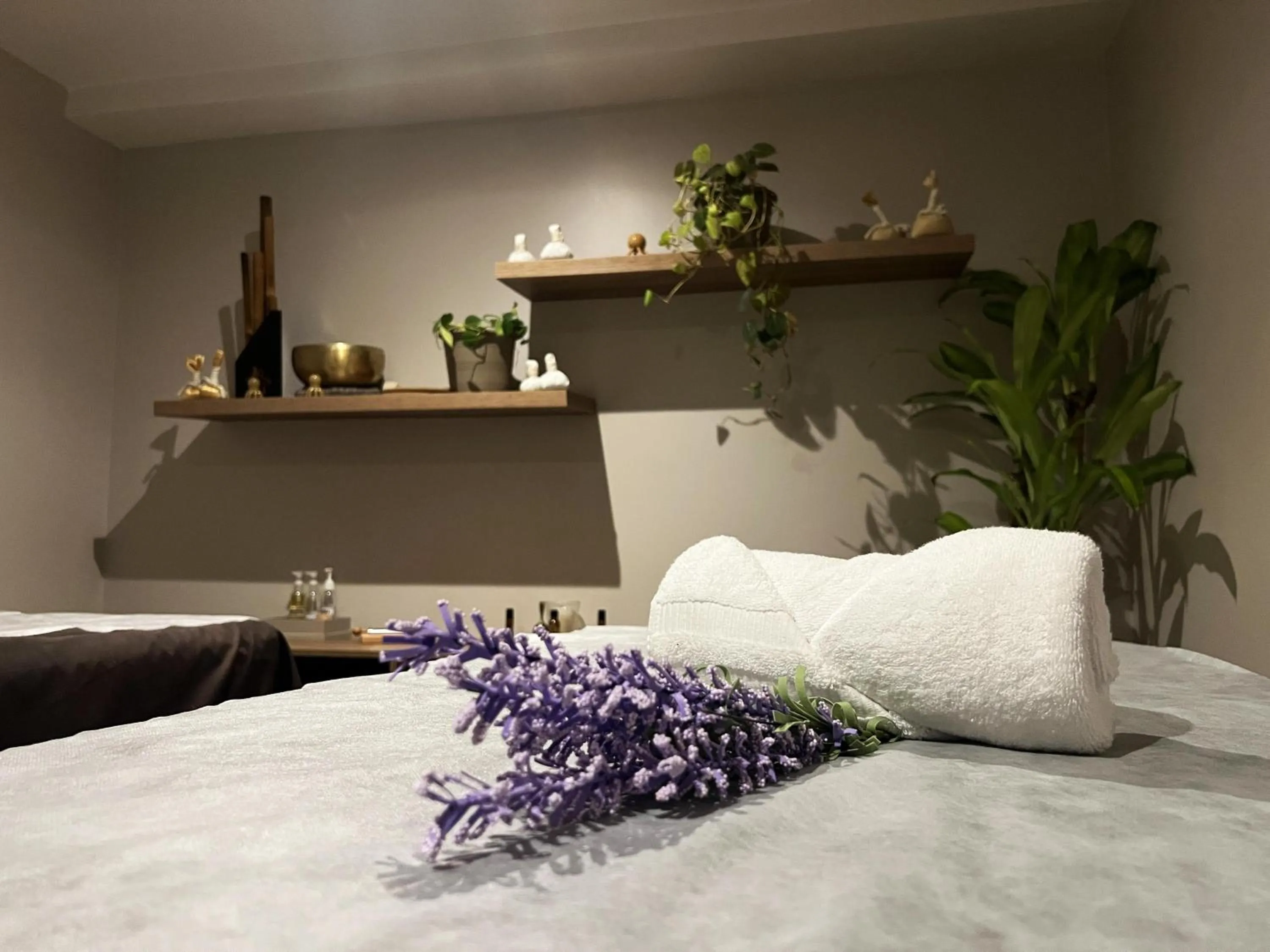Spa and wellness centre/facilities, Bed in York Medellin, Curio Collection by Hilton