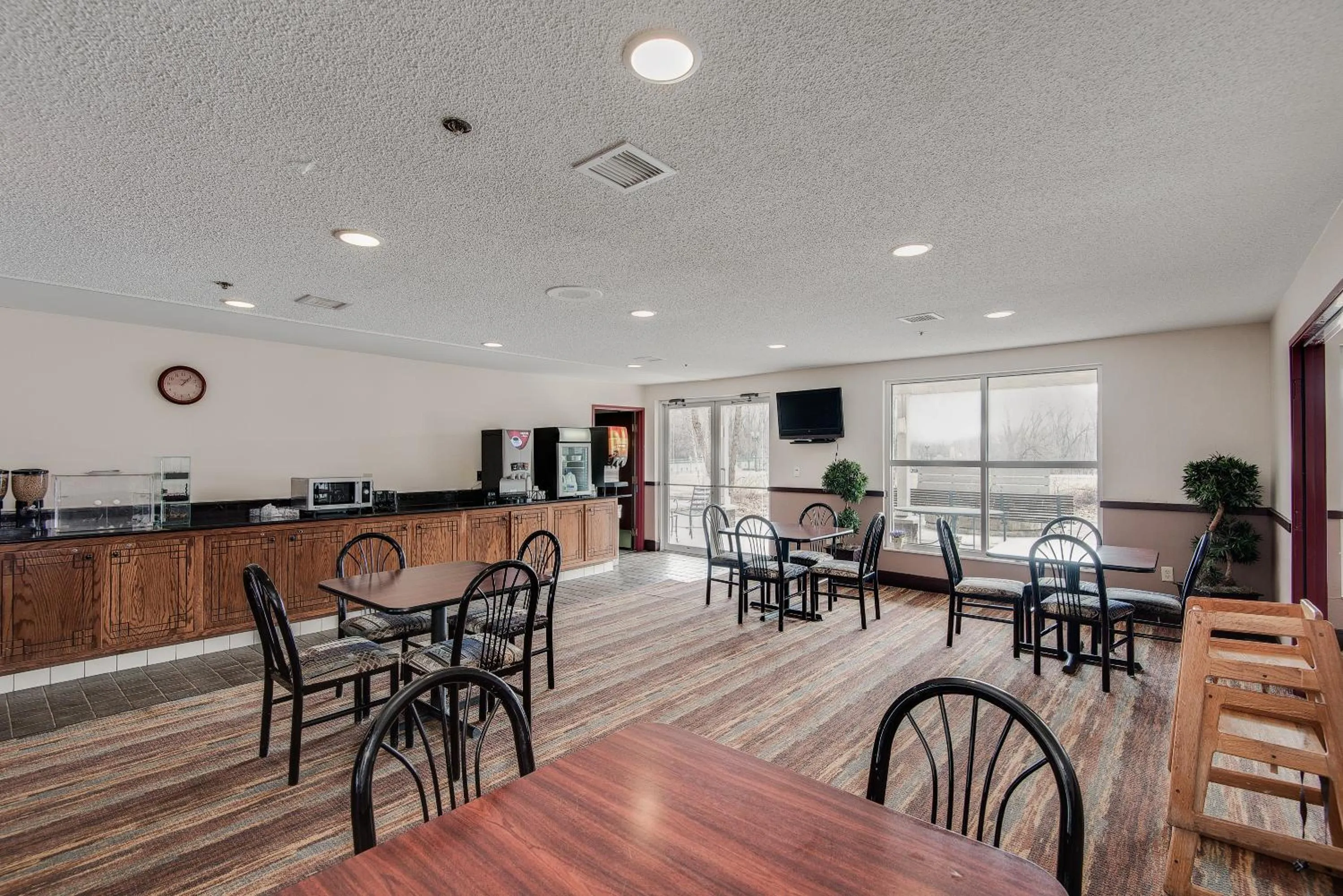 Breakfast in TownSquare Place