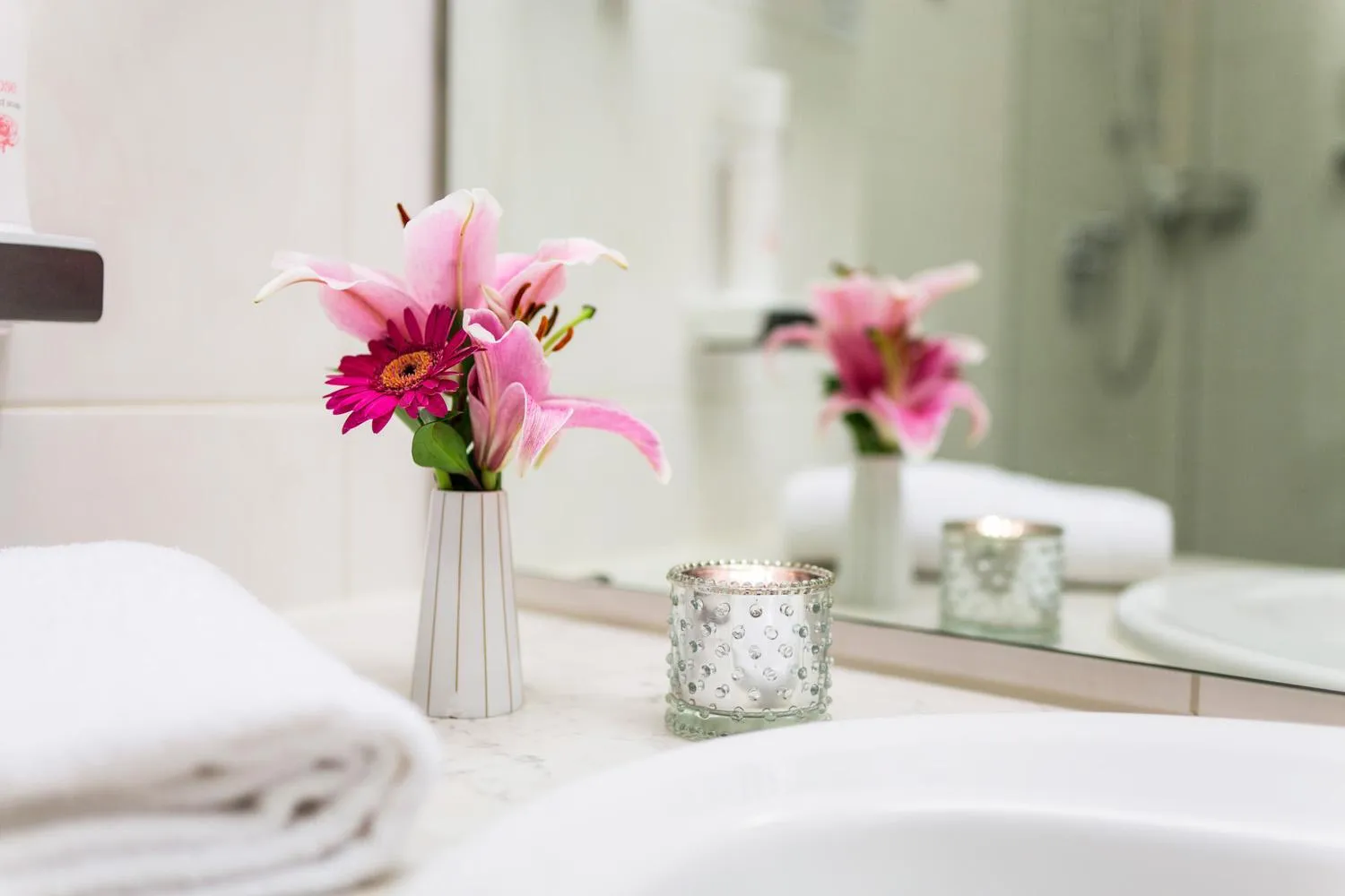 Toilet in Arotel Best living Nürnberg