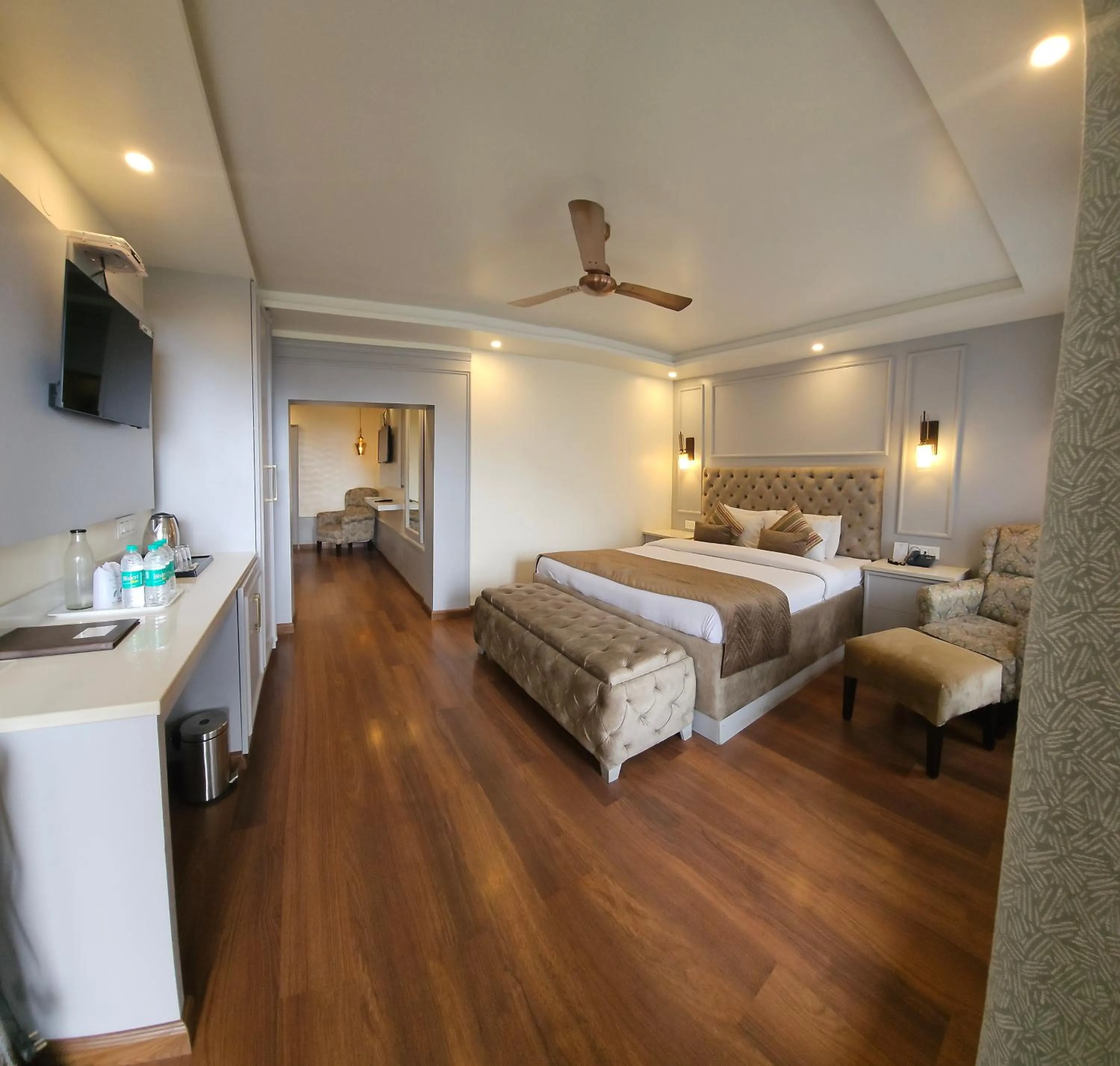 Bedroom, Bed in Mongas Hotel & Resort