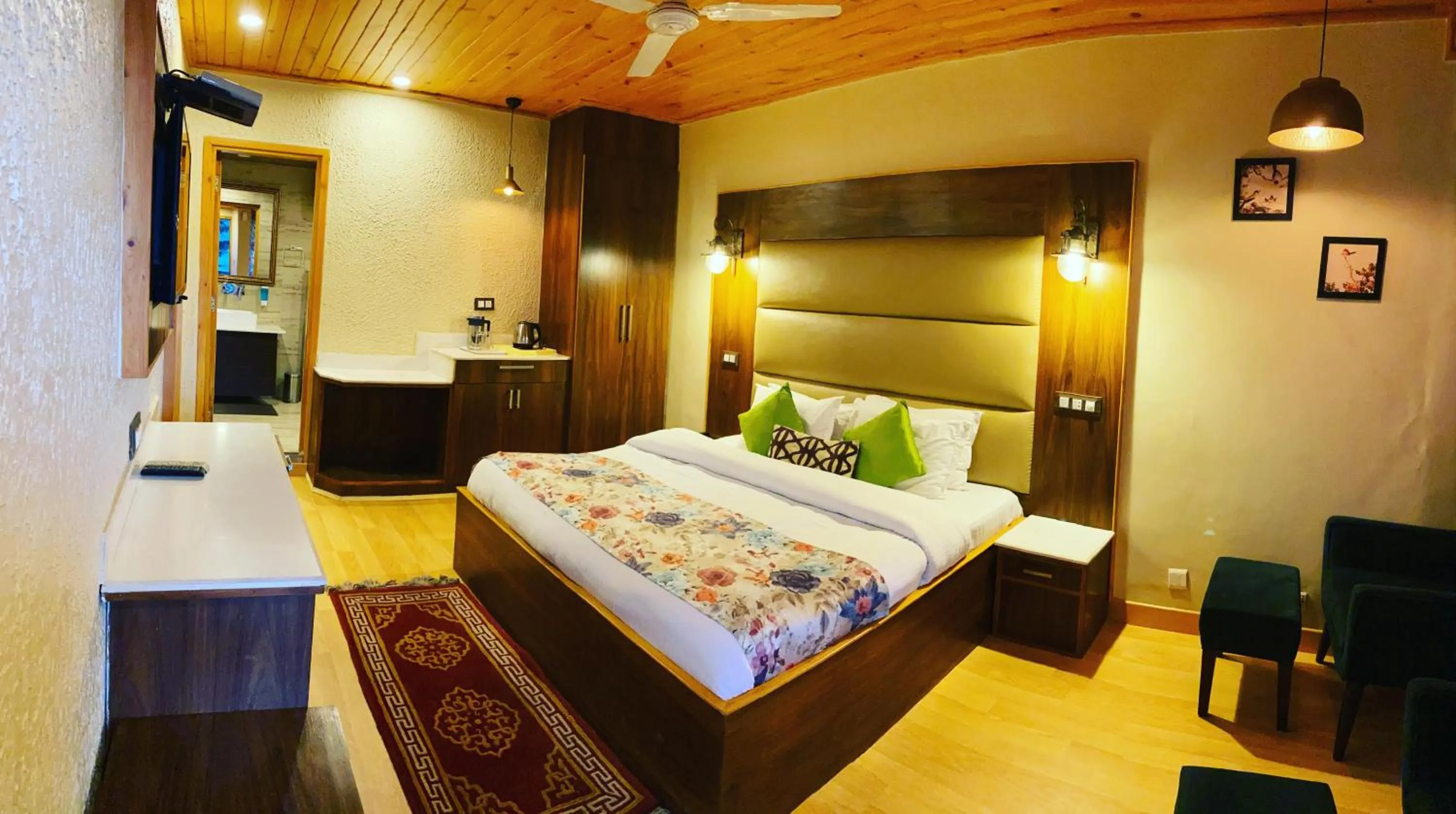 Bedroom, Bed in Mongas Hotel & Resort