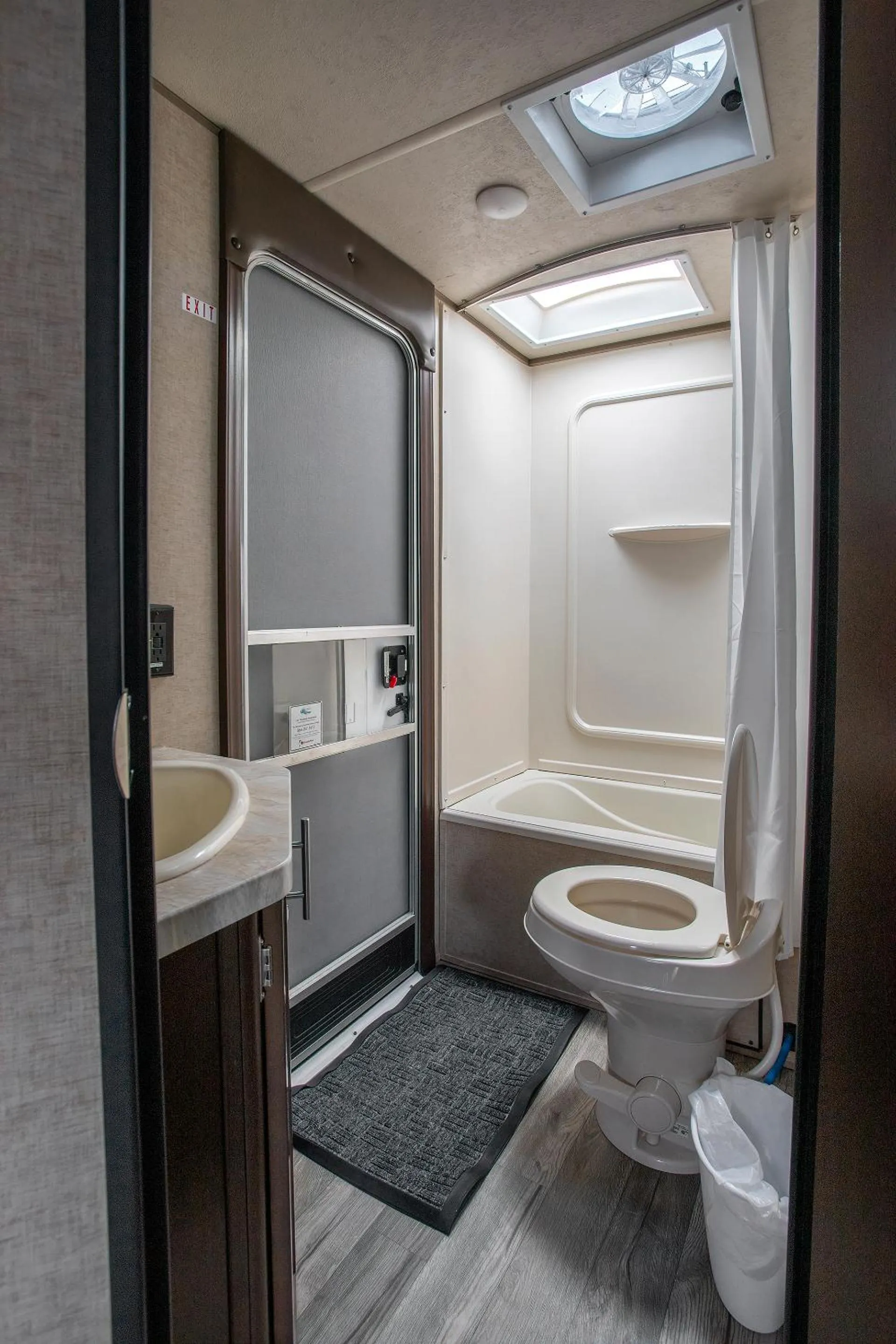 Bathroom in Big River Escape Riverside Cabins