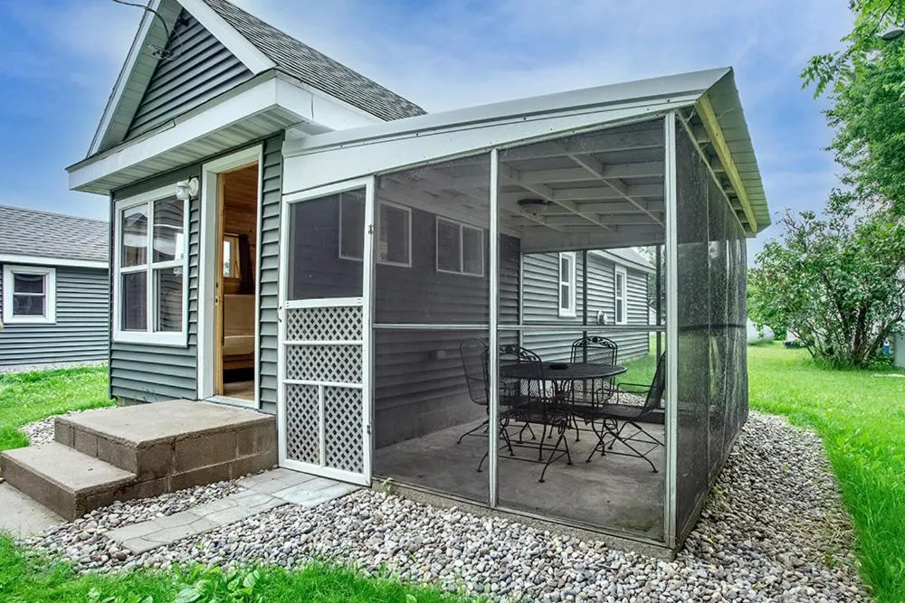 Big River Escape Riverside Cabins