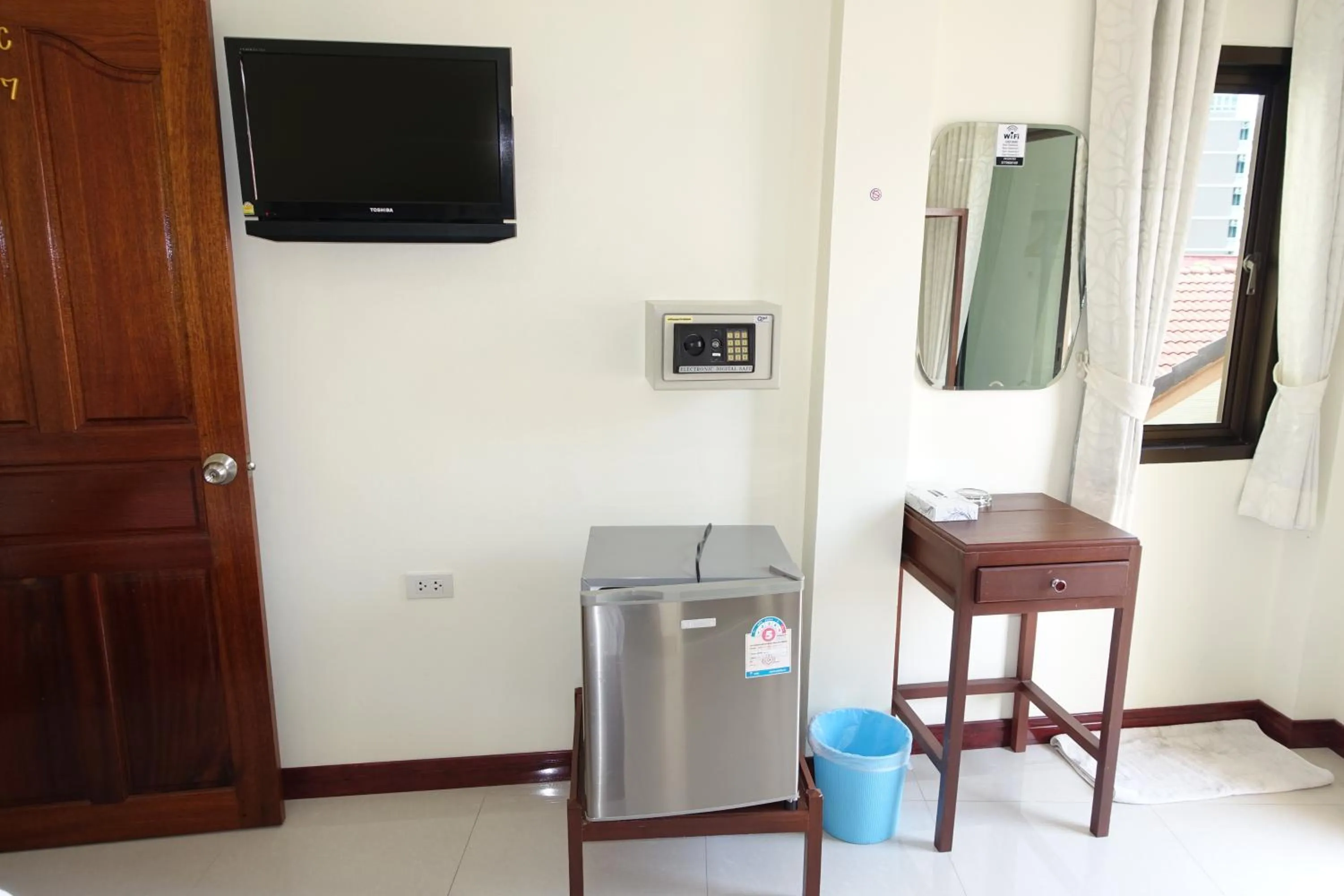 Baan Taweesuk Guest House