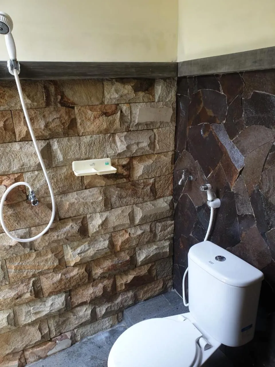 Bathroom in Nita's Homestay Banyuwangi