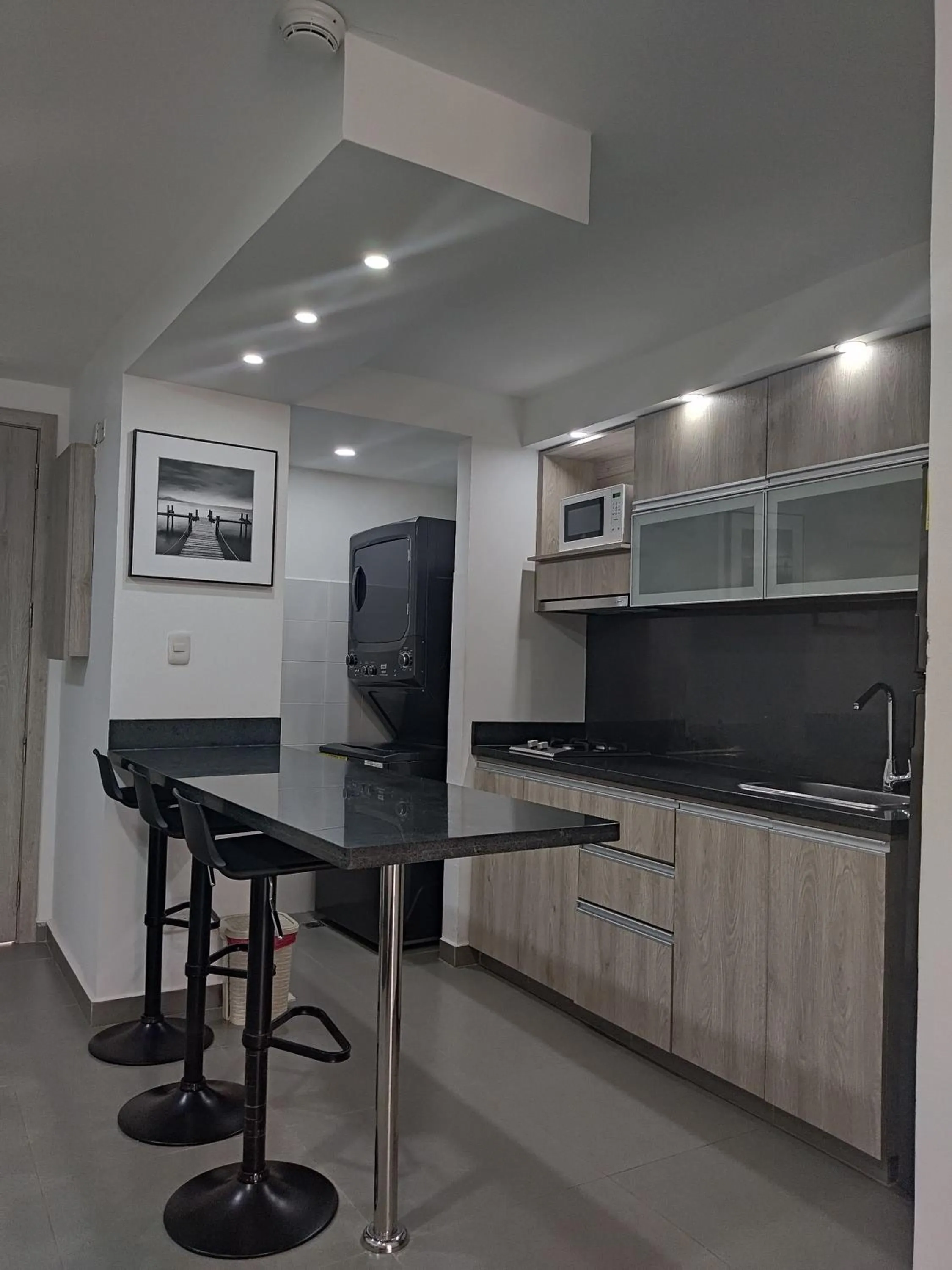 Kitchen or kitchenette in Berilo Deluxe Apartahotel