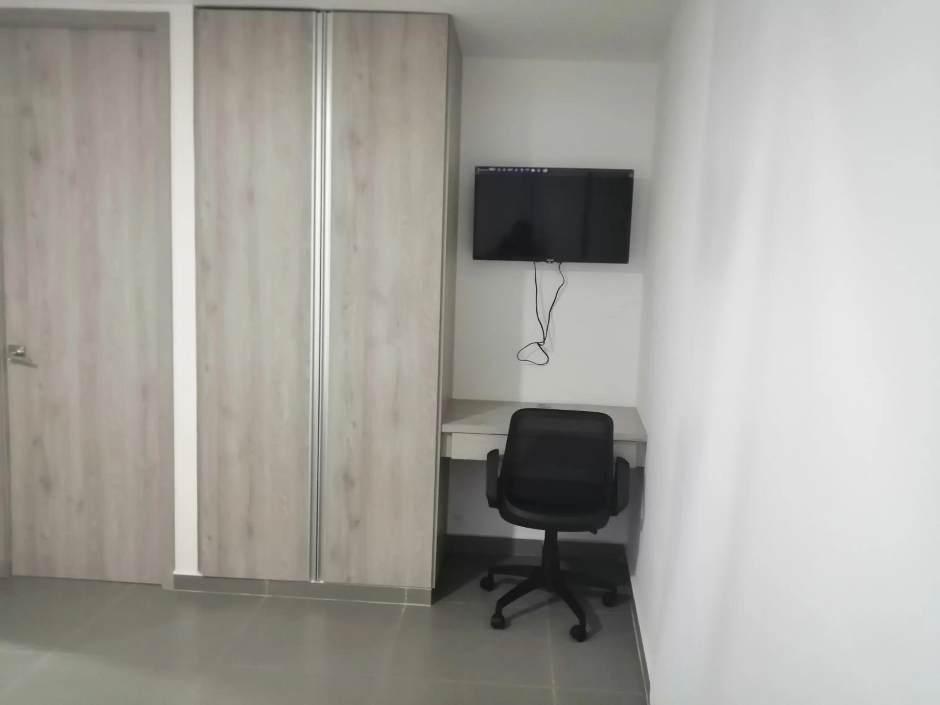 TV and multimedia in Berilo Deluxe Apartahotel