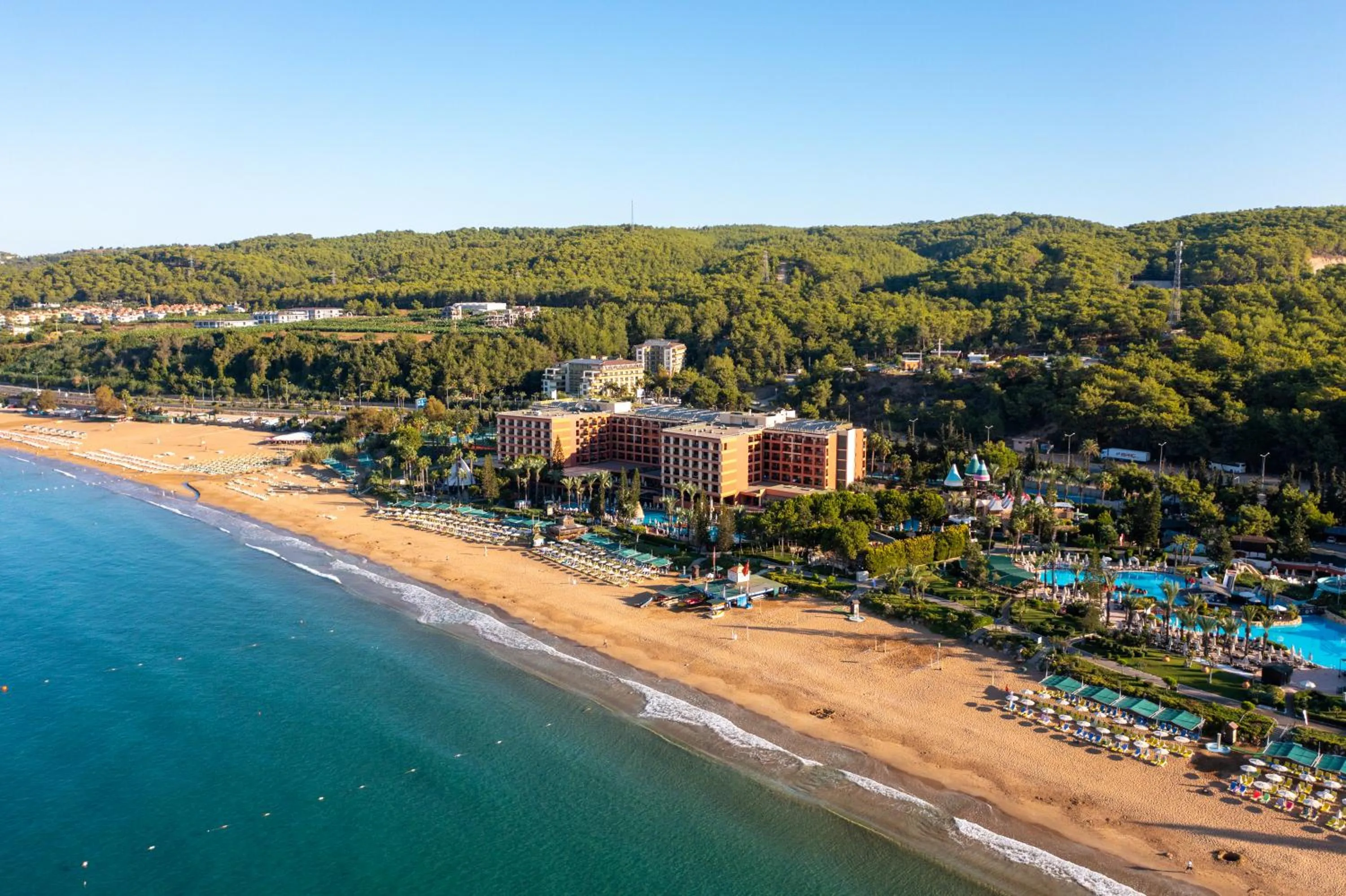 Property building in AQI Pegasos Royal