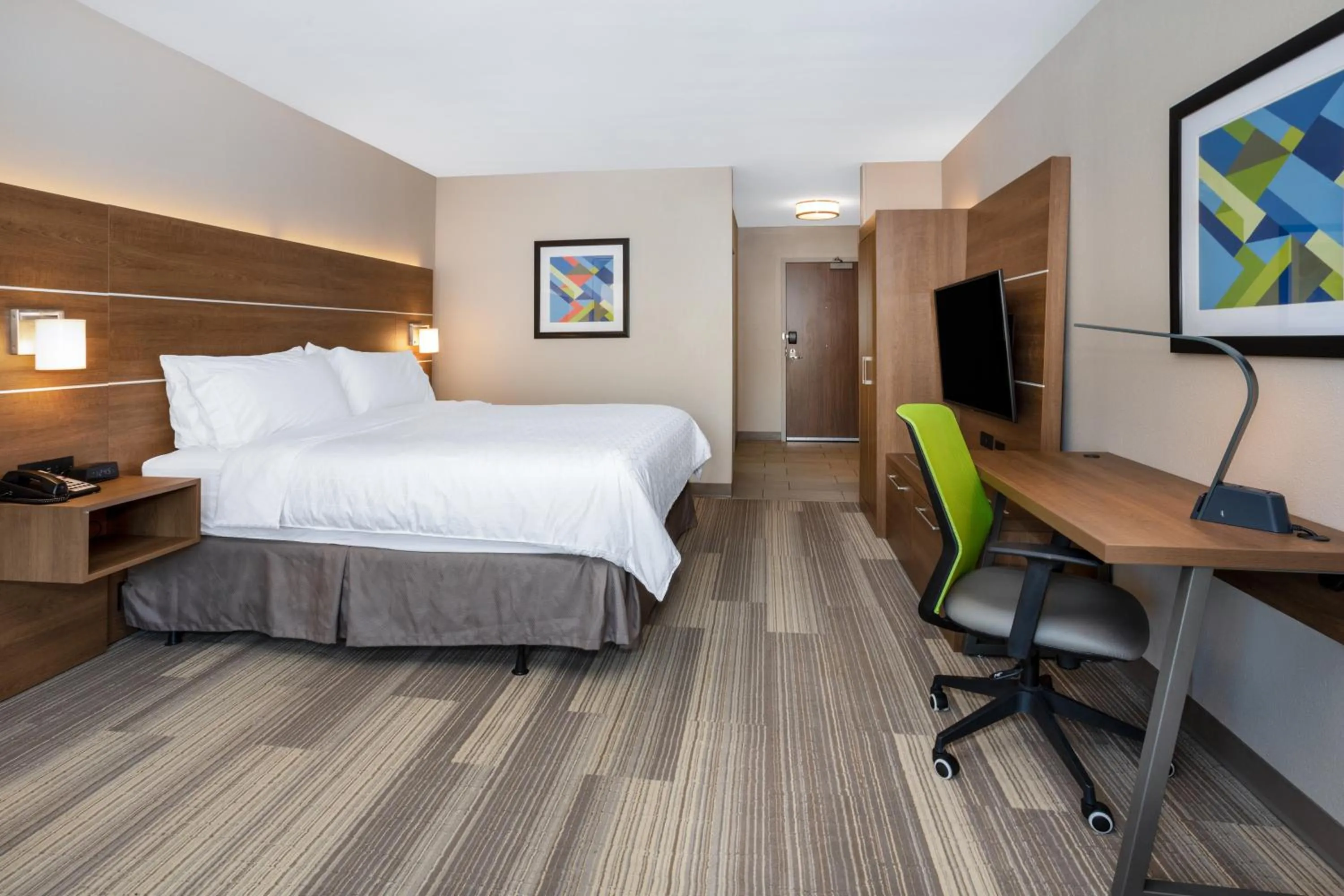 Bedroom, Bed in Holiday Inn Express Durango Downtown- Animas River