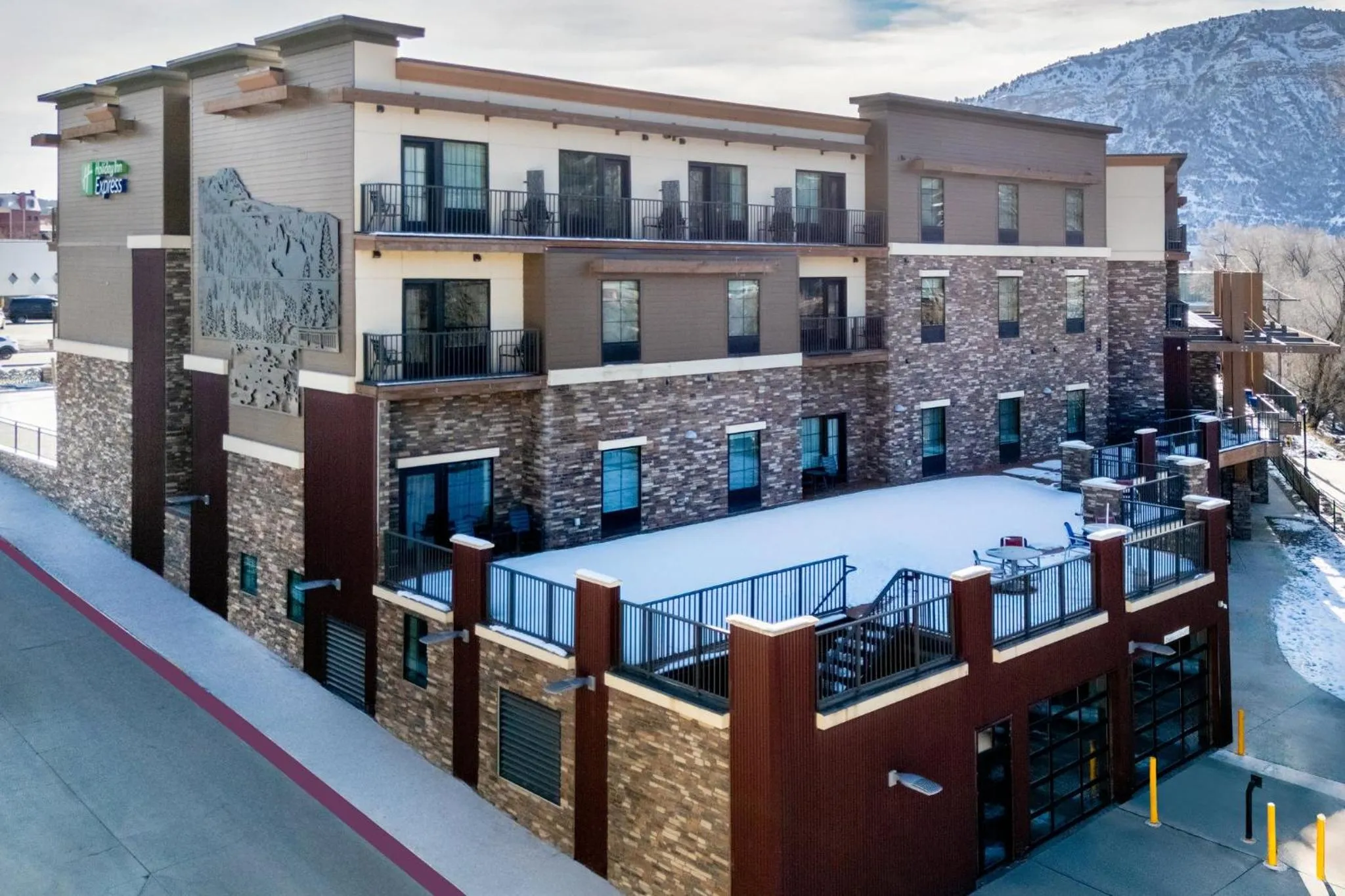 Property building in Holiday Inn Express Durango Downtown- Animas River