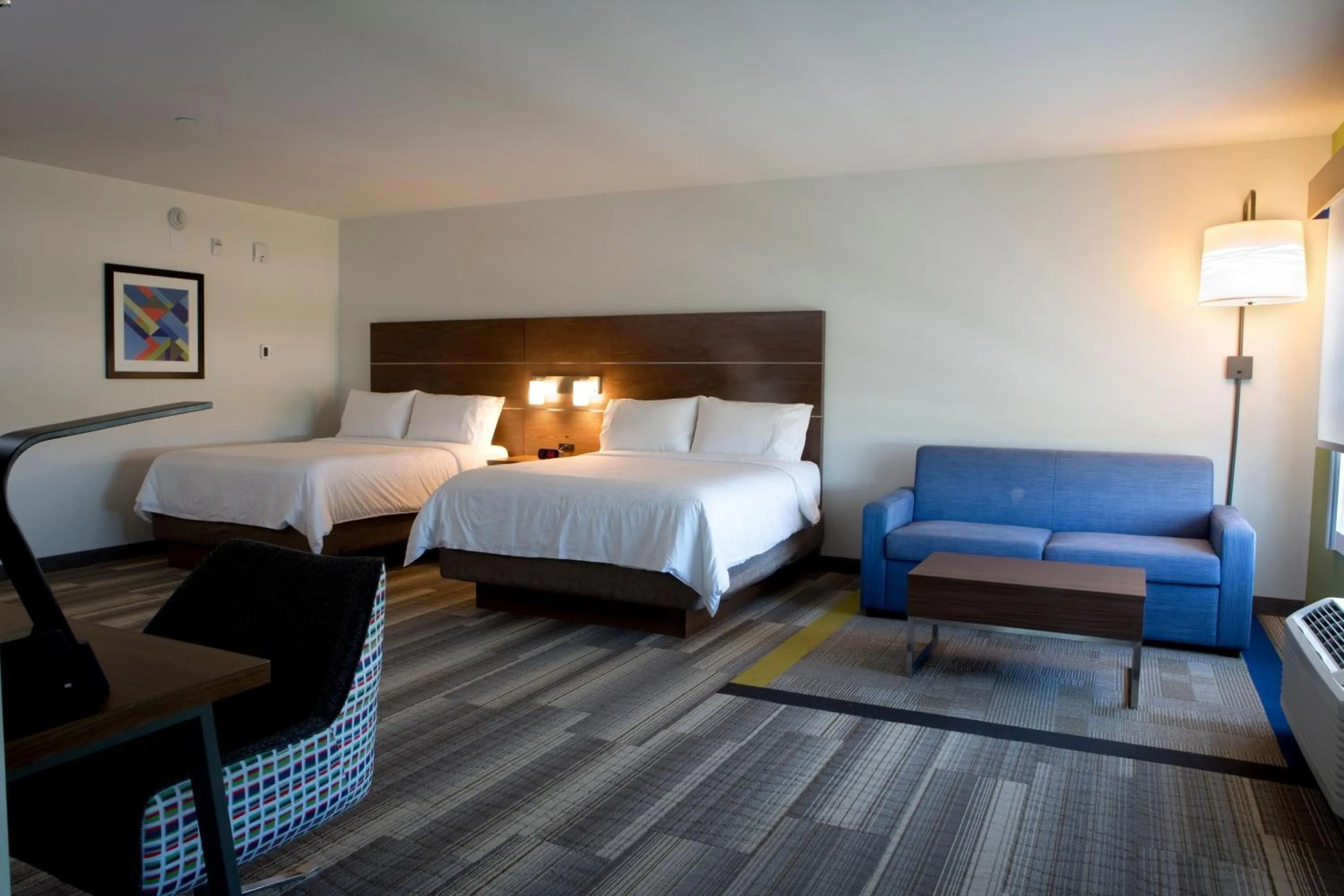 Photo of the whole room, Bed in Holiday Inn Express & Suites - Edmonton SW – Windermere by IHG