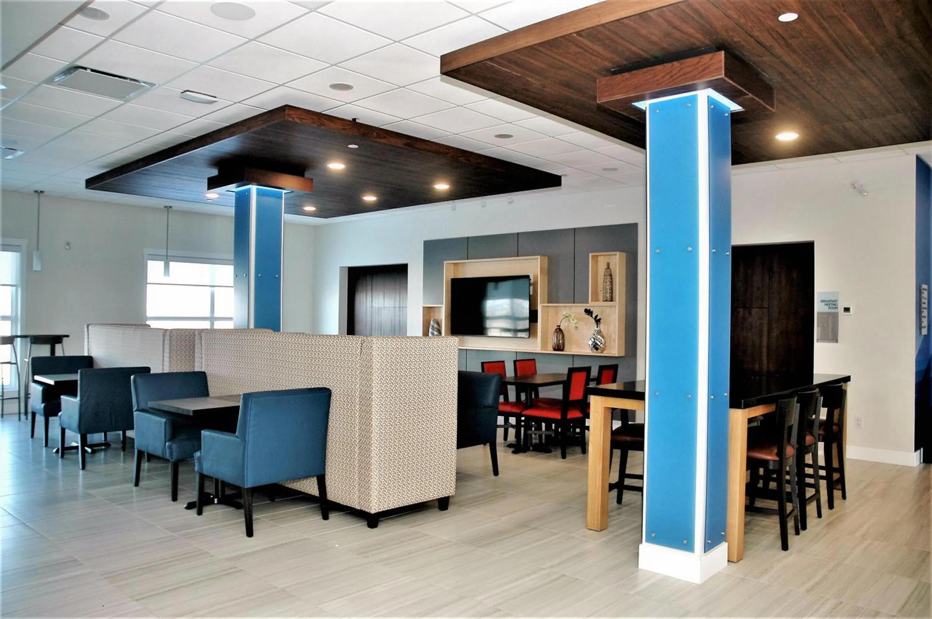 Holiday Inn Express & Suites - Edmonton SW – Windermere by IHG