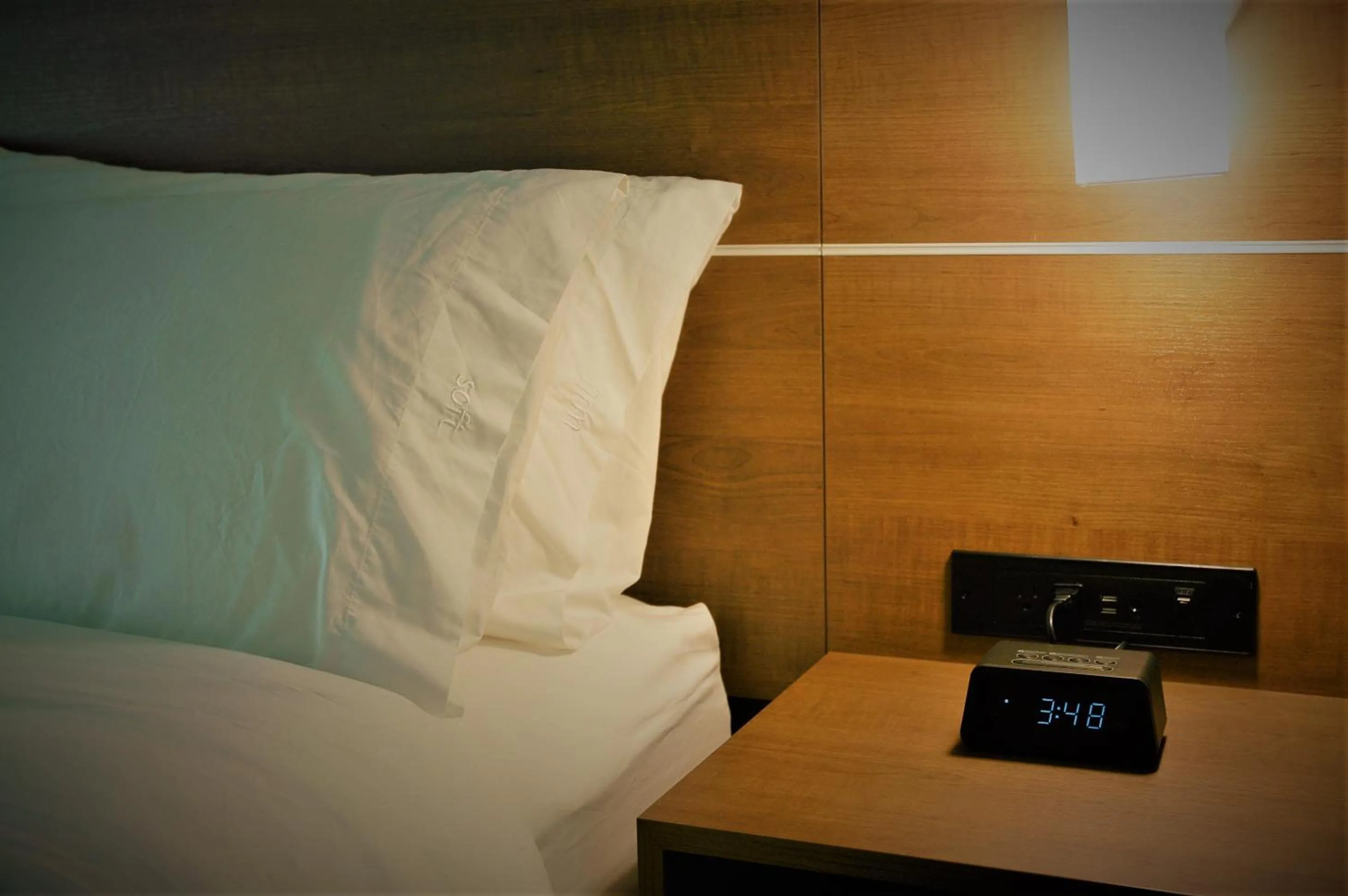 Bed in Holiday Inn Express & Suites - Edmonton SW – Windermere by IHG