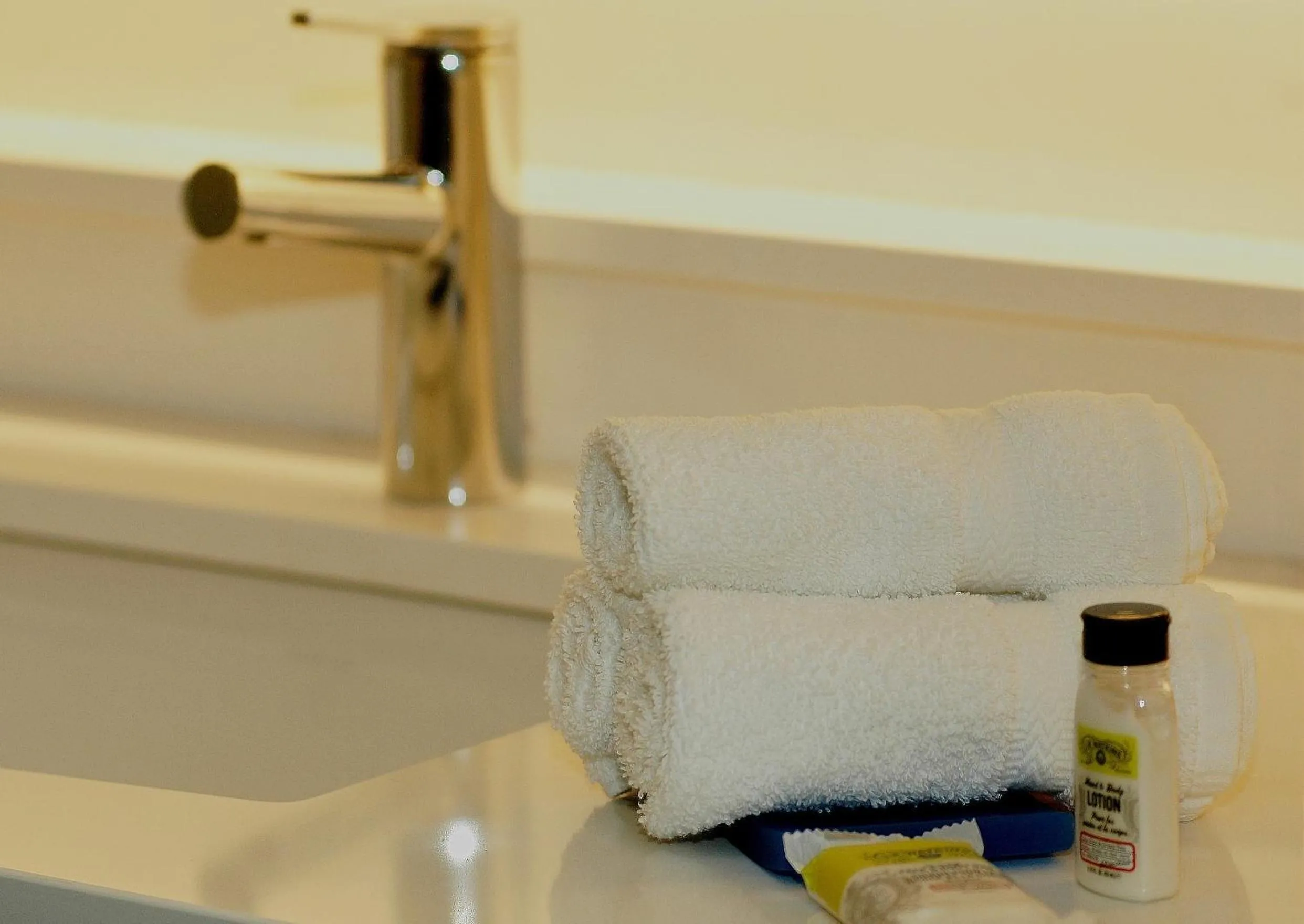 Bathroom in Holiday Inn Express & Suites - Edmonton SW – Windermere by IHG