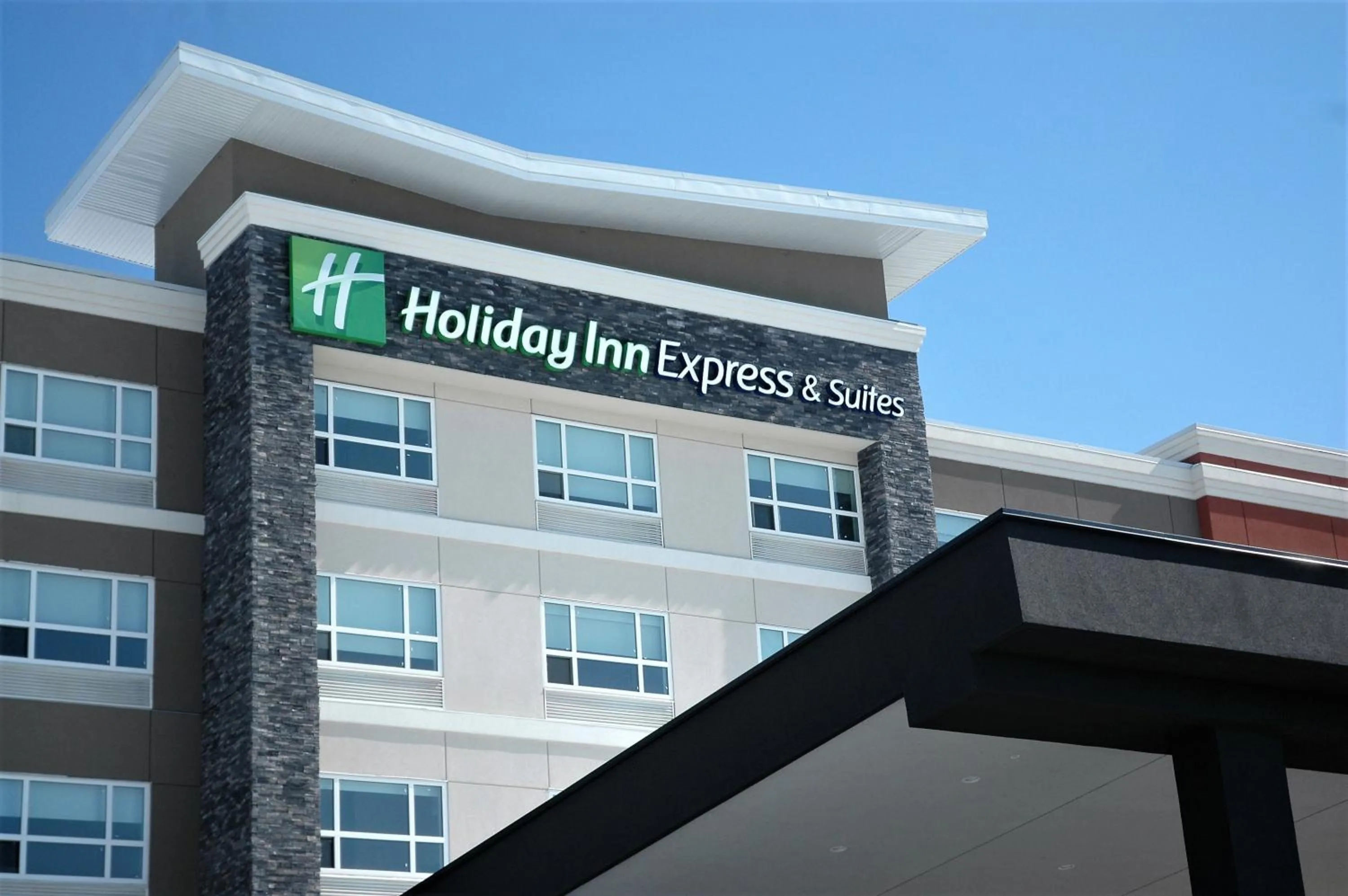 Property building in Holiday Inn Express & Suites - Edmonton SW – Windermere by IHG