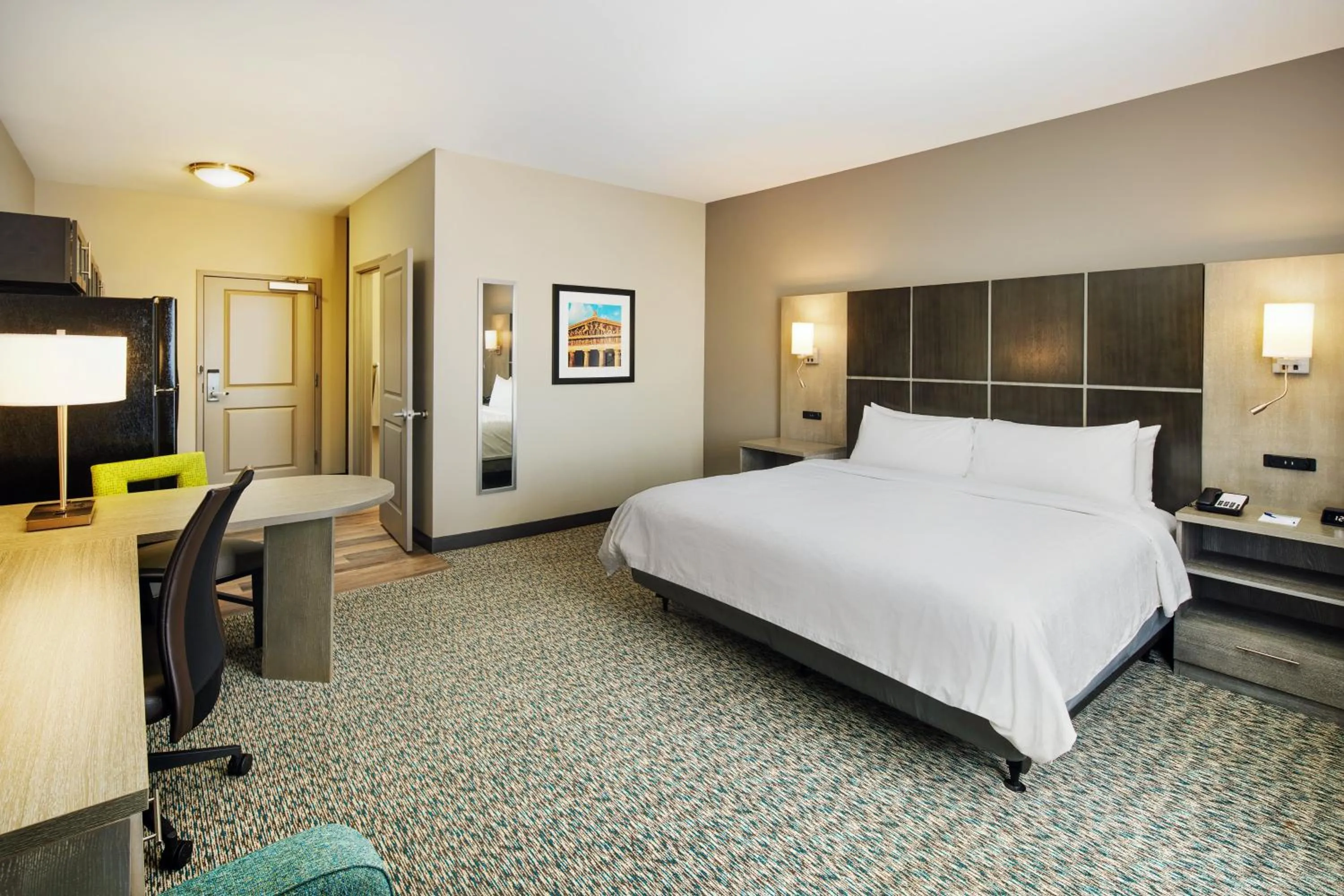 Photo of the whole room, Bed in Candlewood Suites - Lebanon by IHG