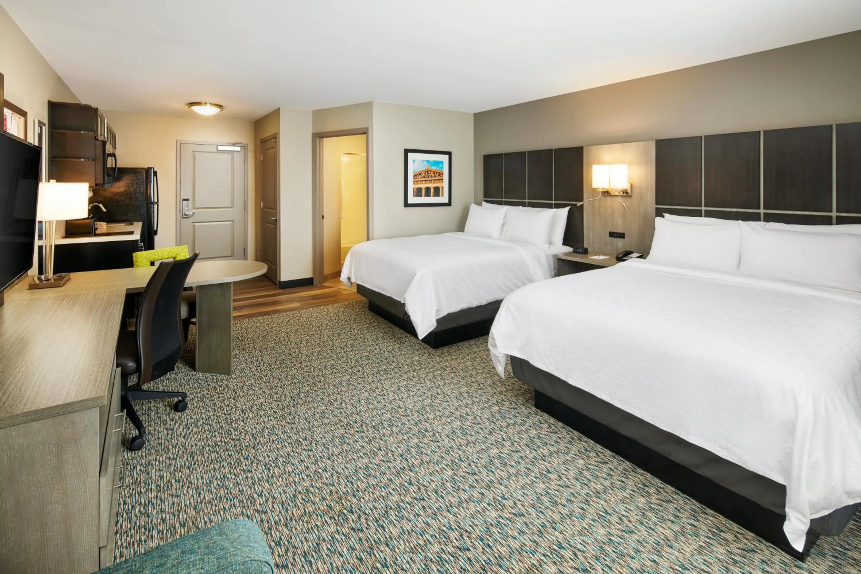 Photo of the whole room, Bed in Candlewood Suites - Lebanon by IHG