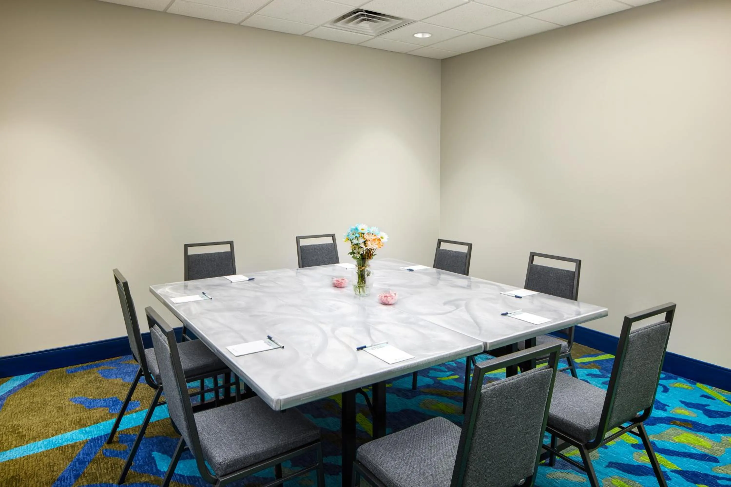 Meeting/conference room in Candlewood Suites - Lebanon by IHG
