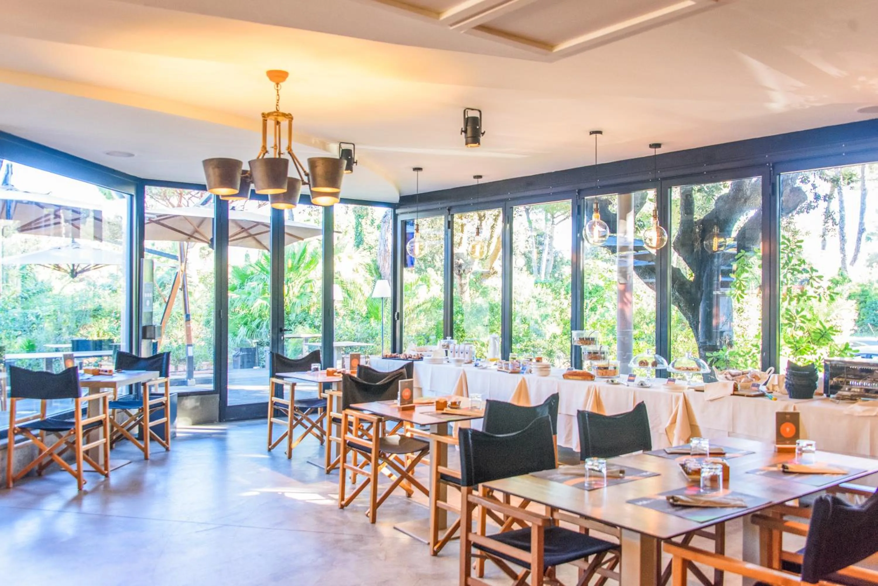 Restaurant/places to eat in Hotel Riva degli Etruschi