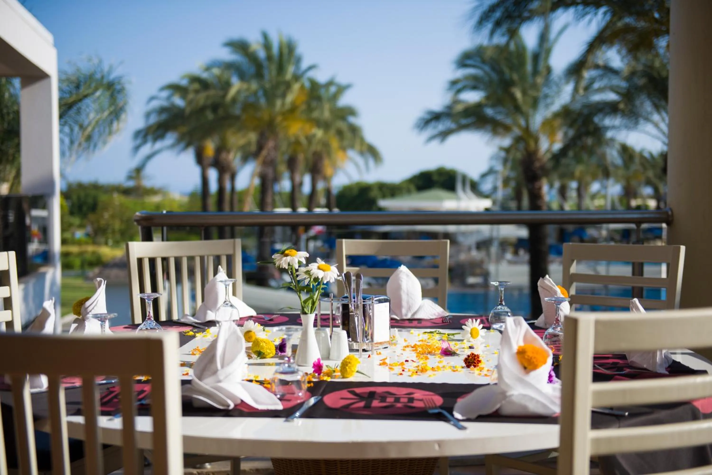 Restaurant/places to eat in TUI BLUE Tropical