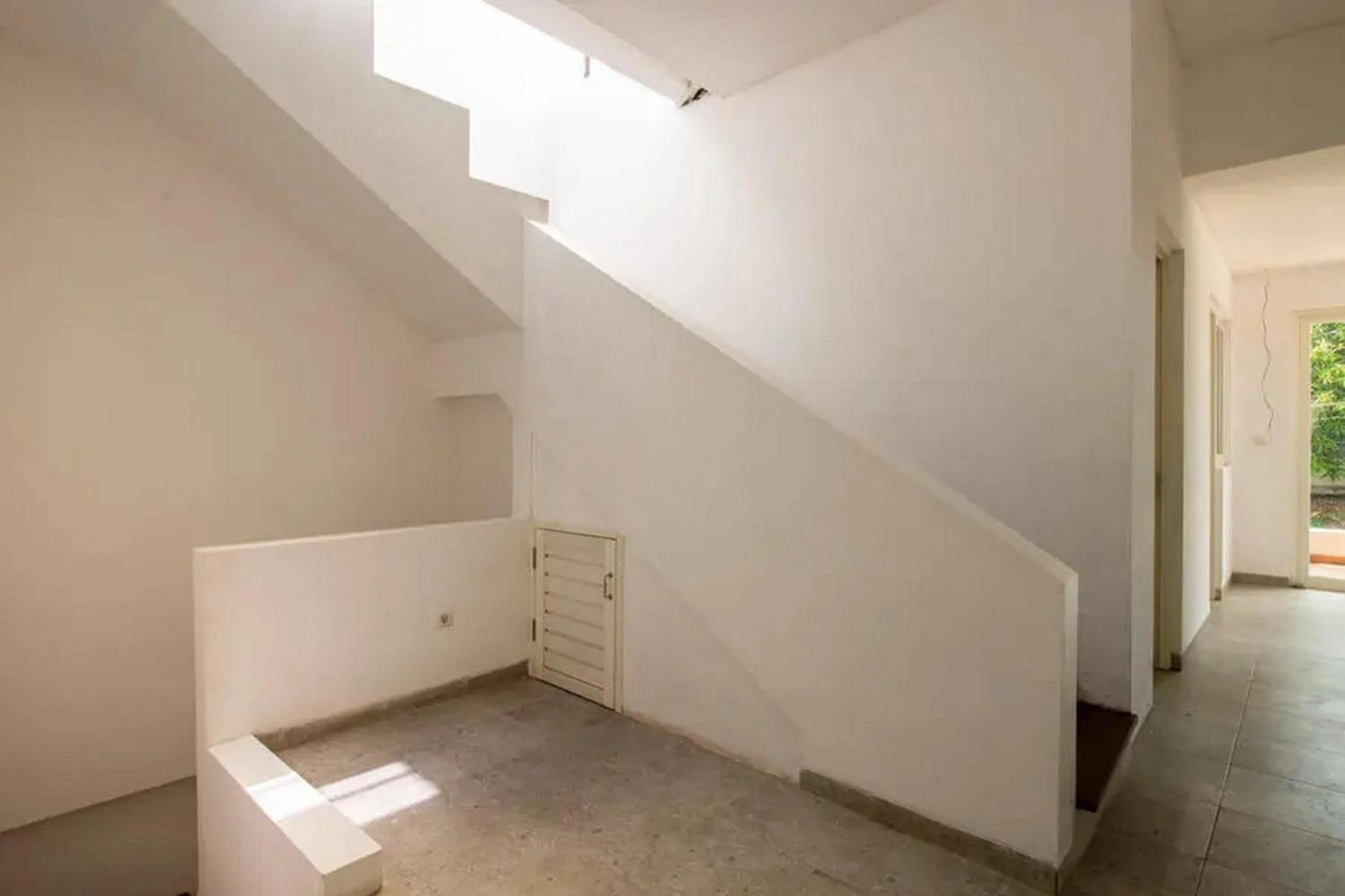 Floor plan in RedDoorz near Kaza Mall Surabaya