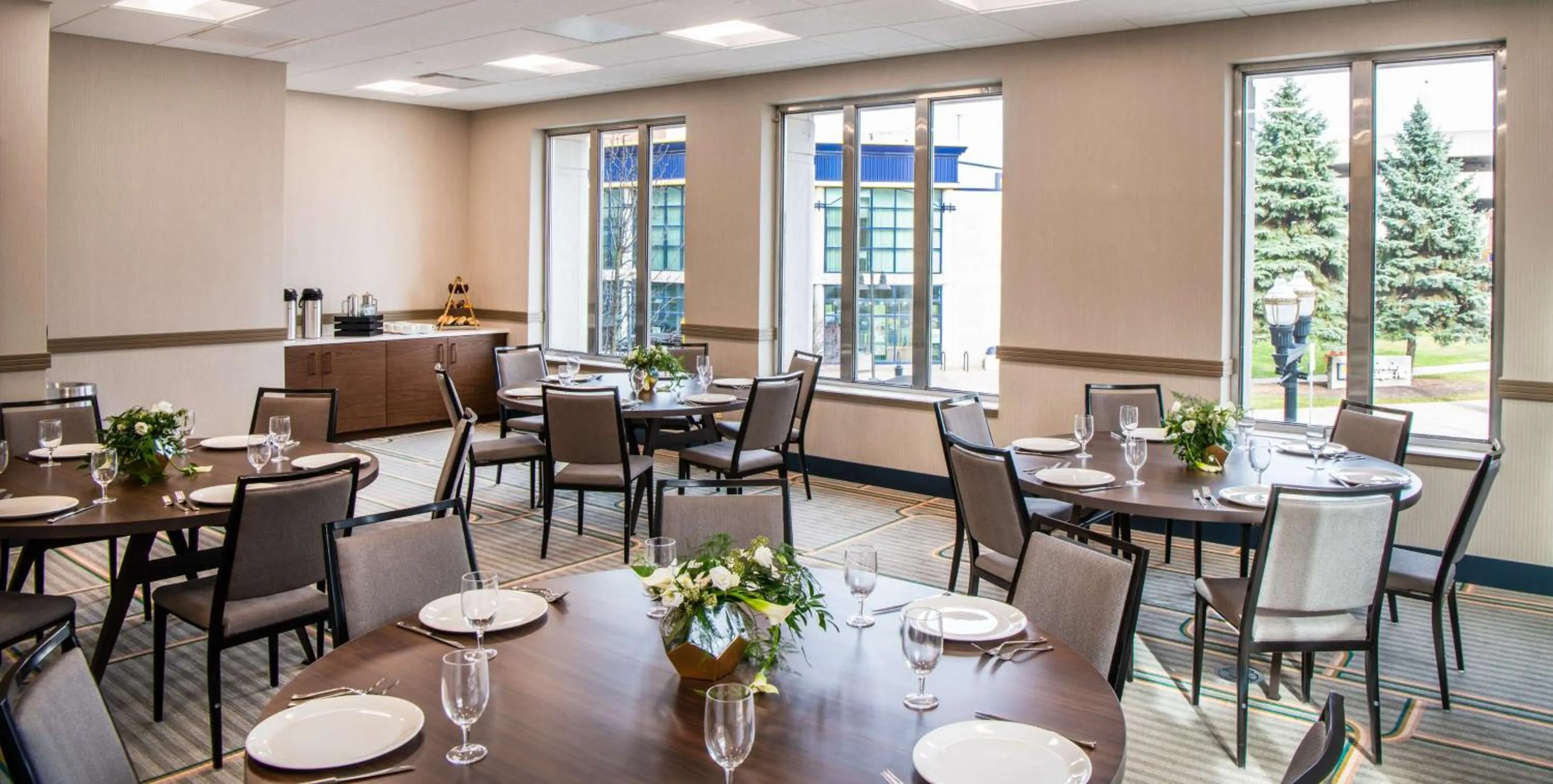 Meeting/conference room in Hilton Garden Inn Flint Downtown