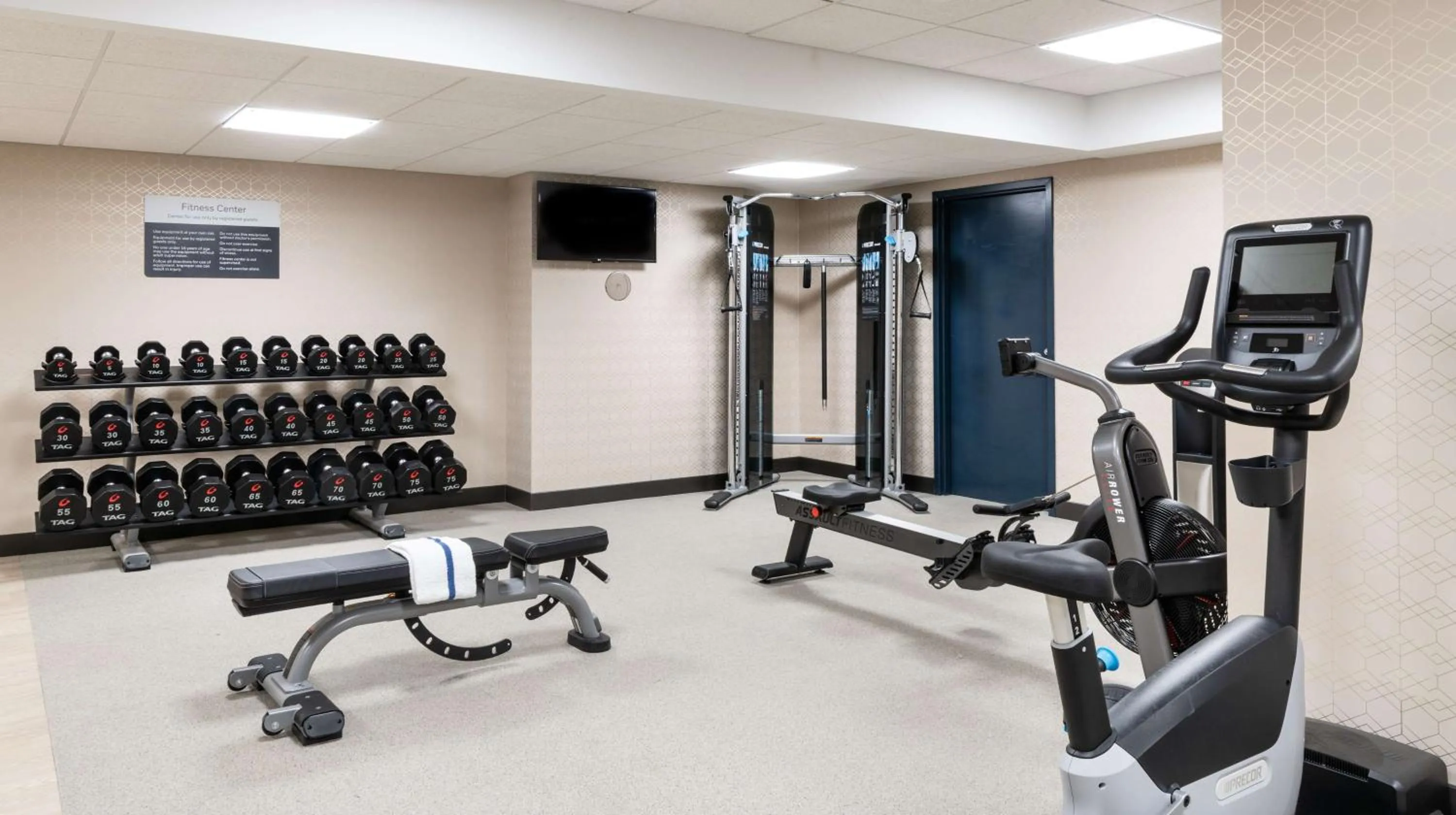 Fitness centre/facilities in Hilton Garden Inn Flint Downtown