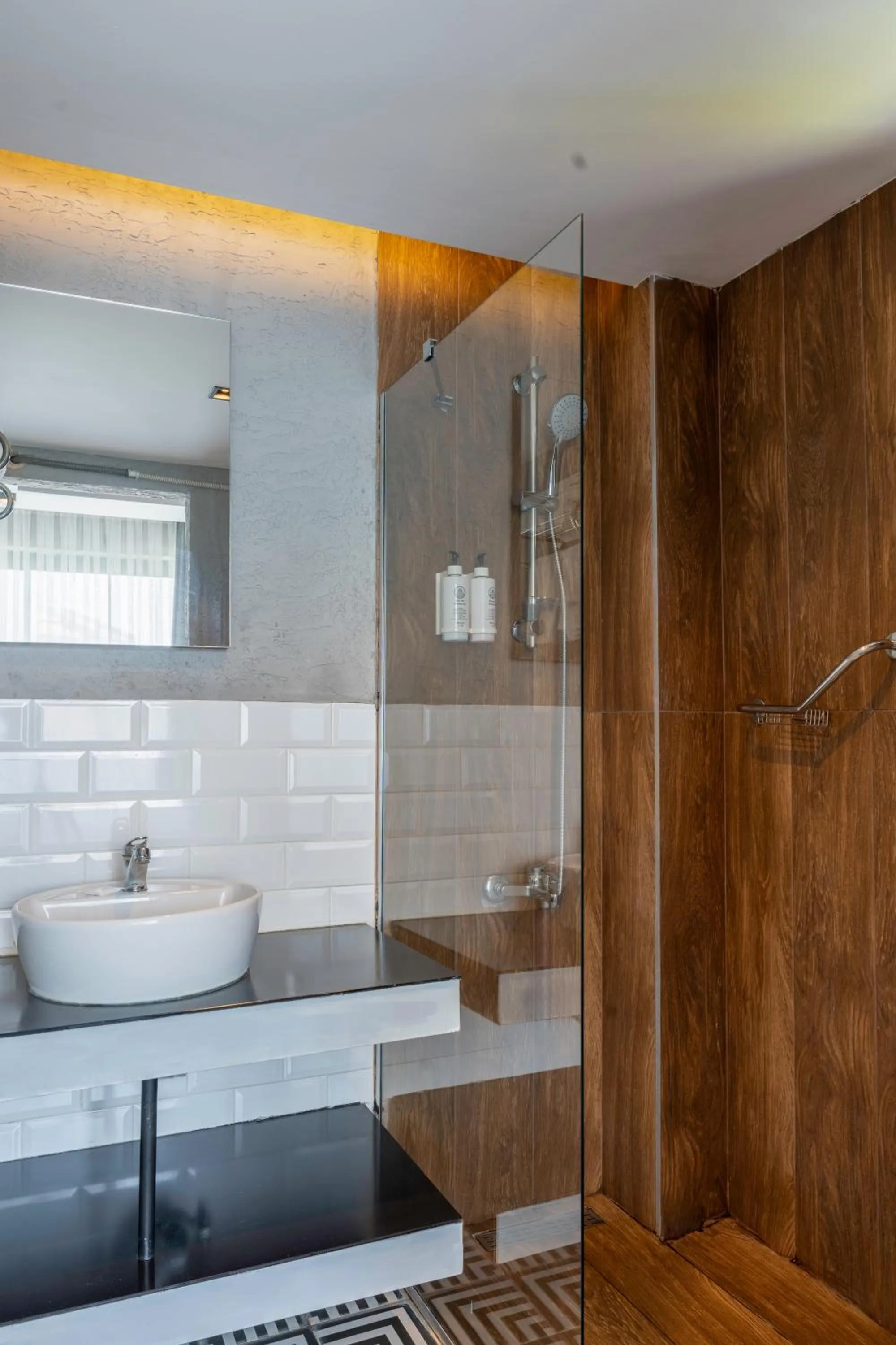 Bathroom in Mielo Lara Hotel