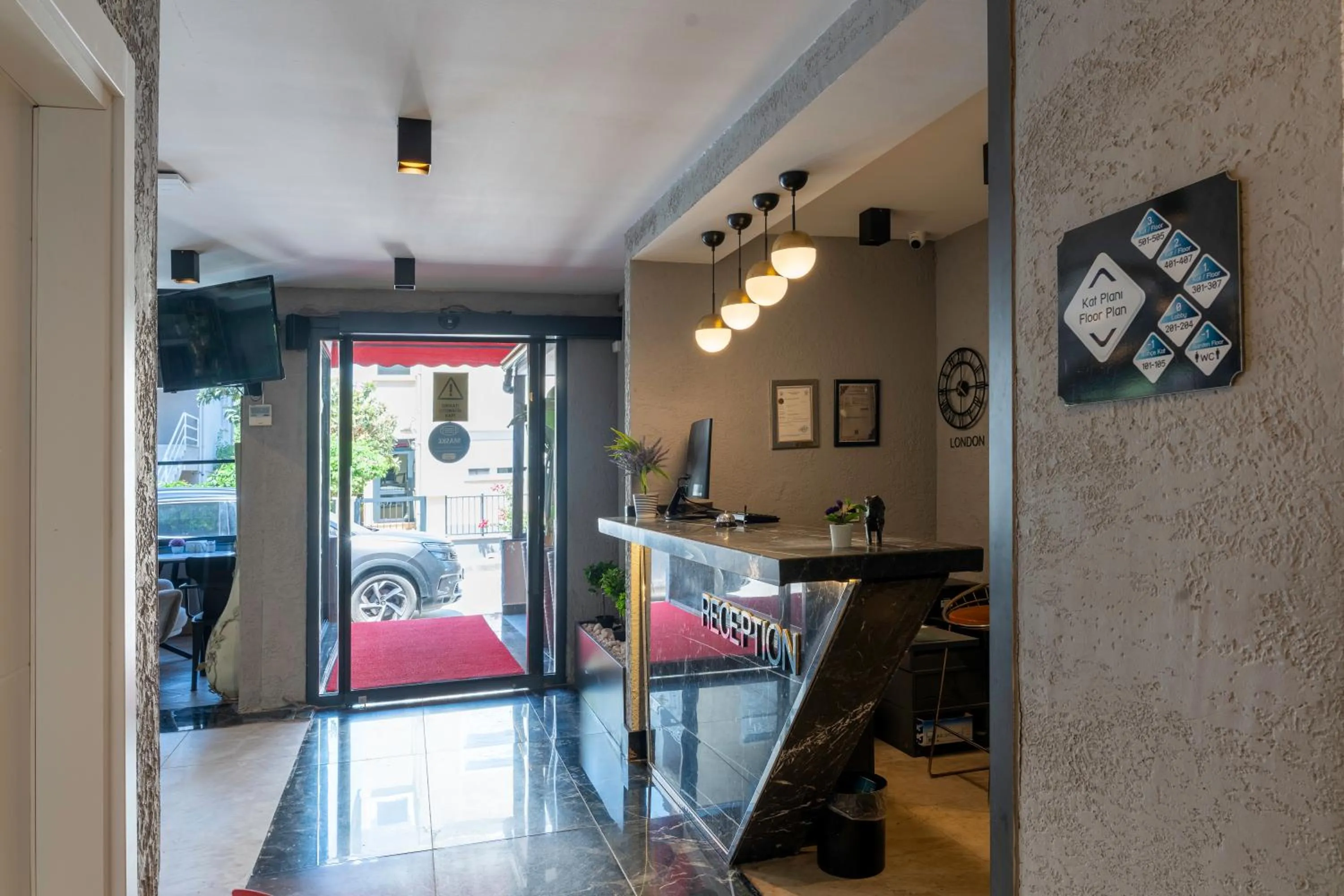 Lobby or reception in Mielo Lara Hotel